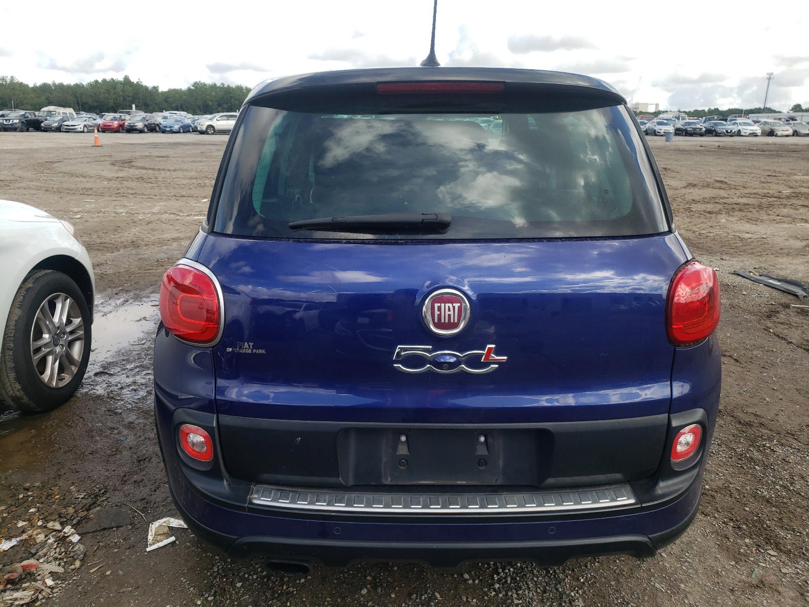 Photo 9 from auction – 2015 FIAT 500L TREKK with VIN ZFBCFADH2FZ032165