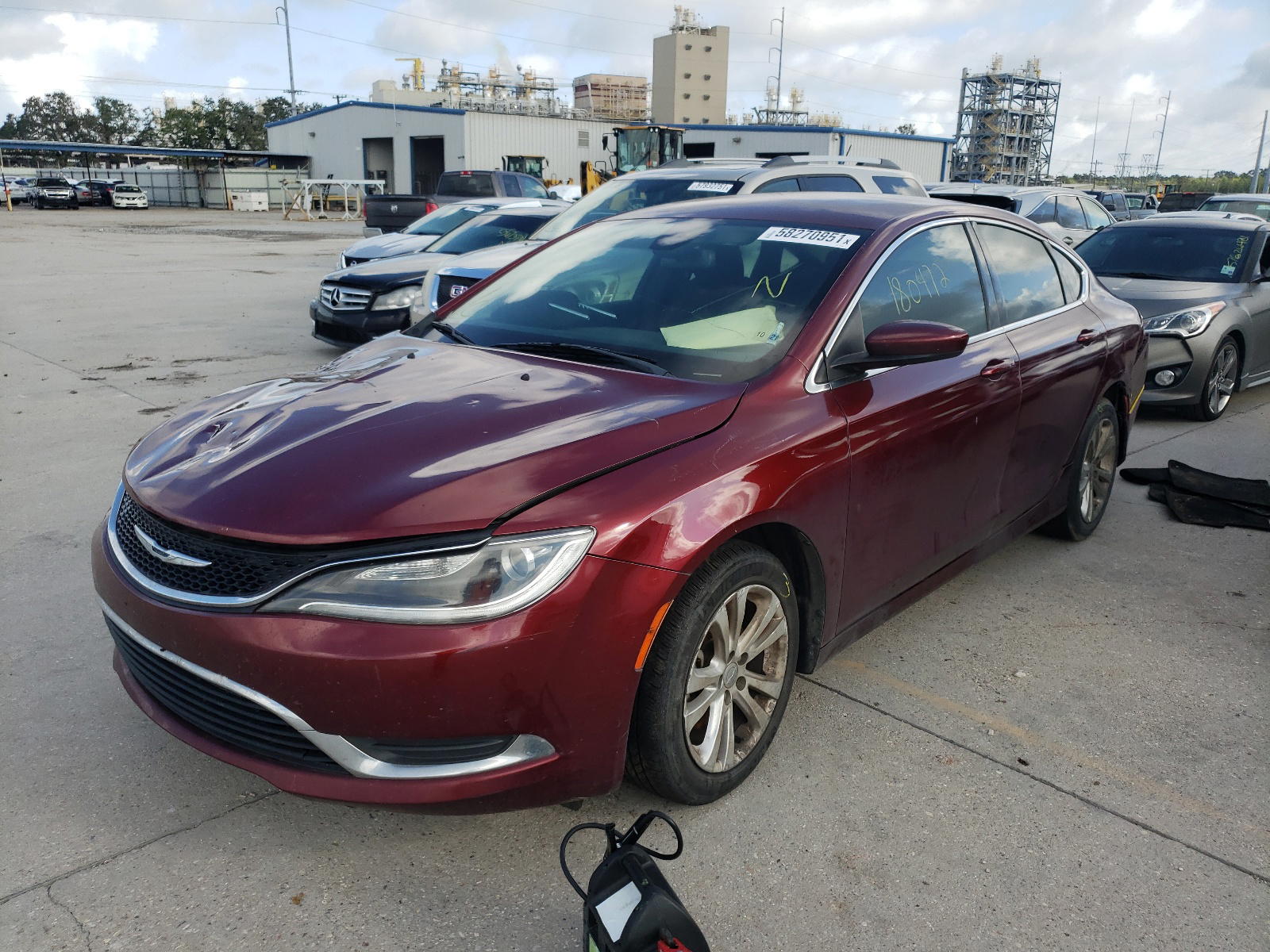 Photo 2 from auction – 2015 CHRYSLER 200 LIMITE with VIN 1C3CCCAB2FN708160