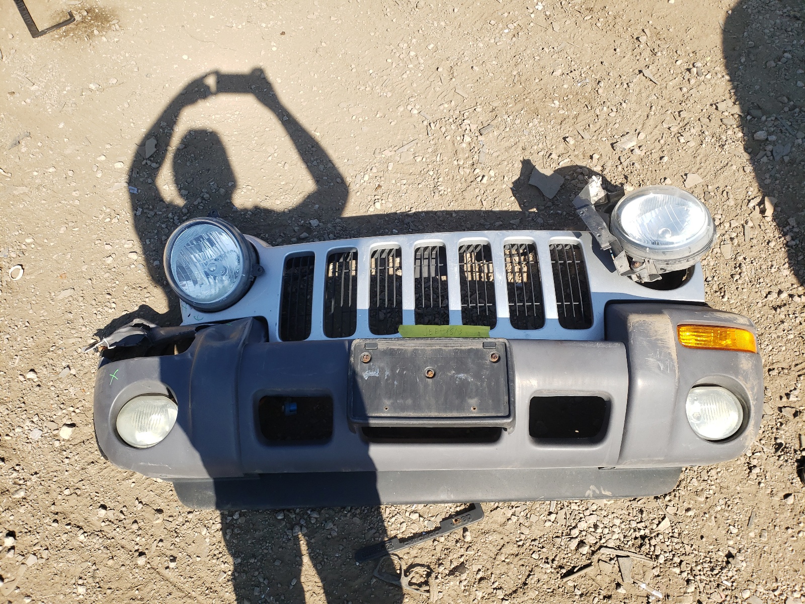 Photo 9 from auction – 2003 JEEP LIBERTY SP with VIN 1J4GL48KX3W659945