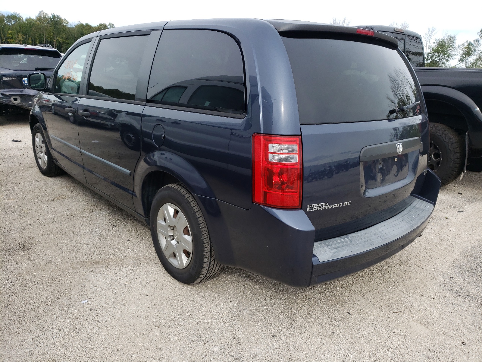 Photo 3 from auction – 2008 DODGE GRAND CARA with VIN 2D8HN44H68R695437