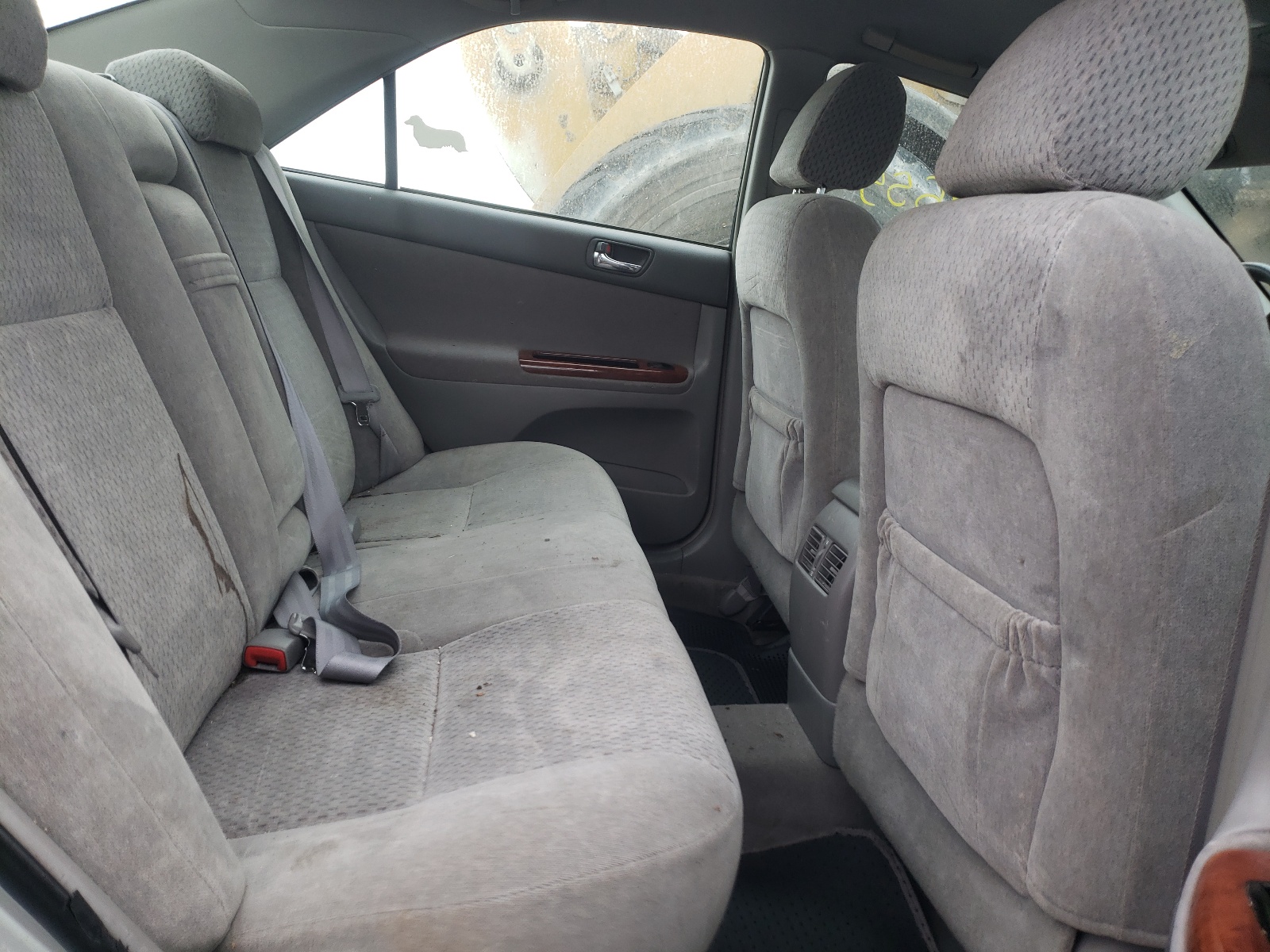 Photo 6 from auction – 2004 TOYOTA CAMRY LE with VIN 4T1BE32K64U845181