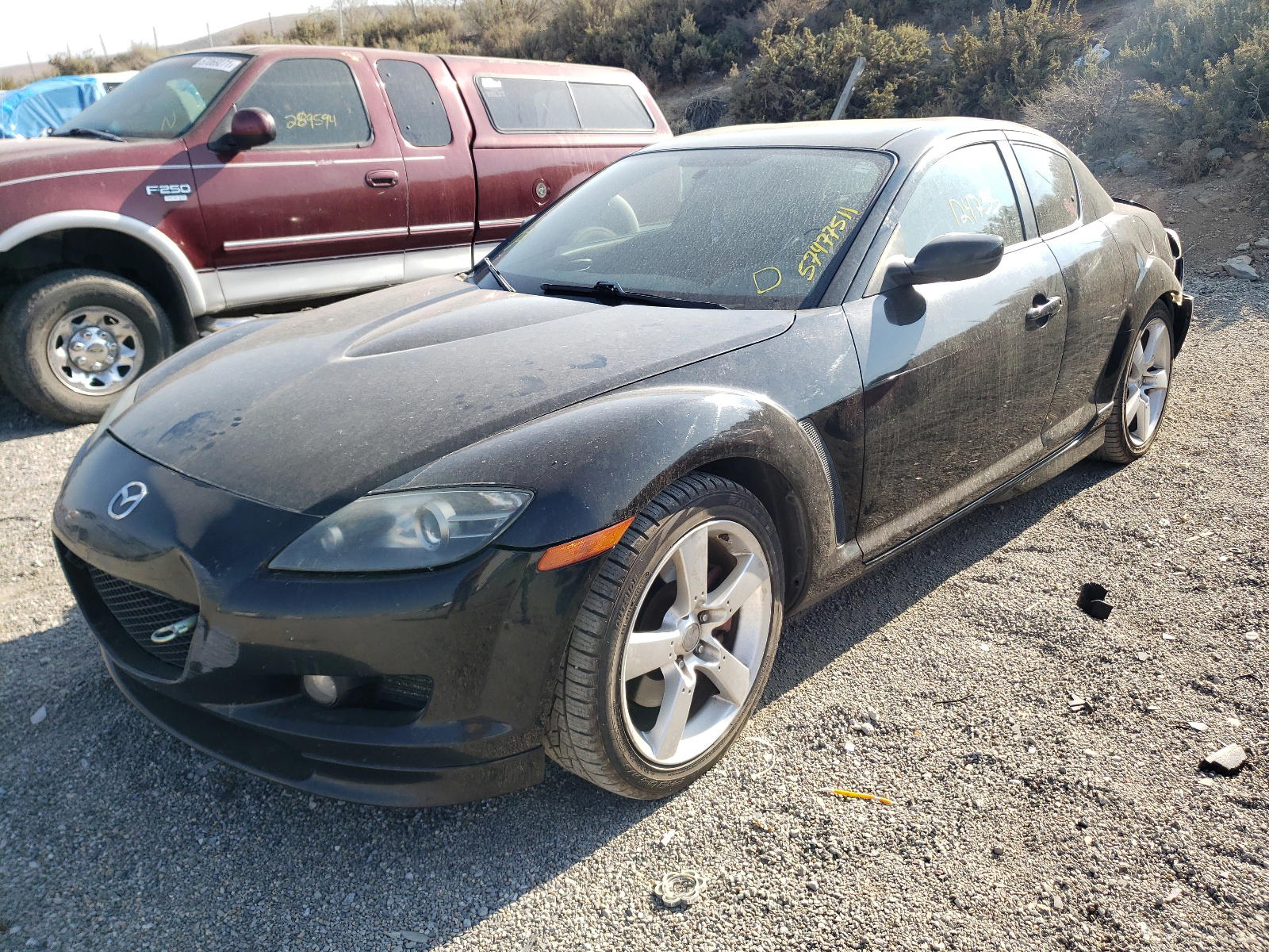 Photo 2 from auction – 2004 MAZDA RX8 with VIN JM1FE173140120428