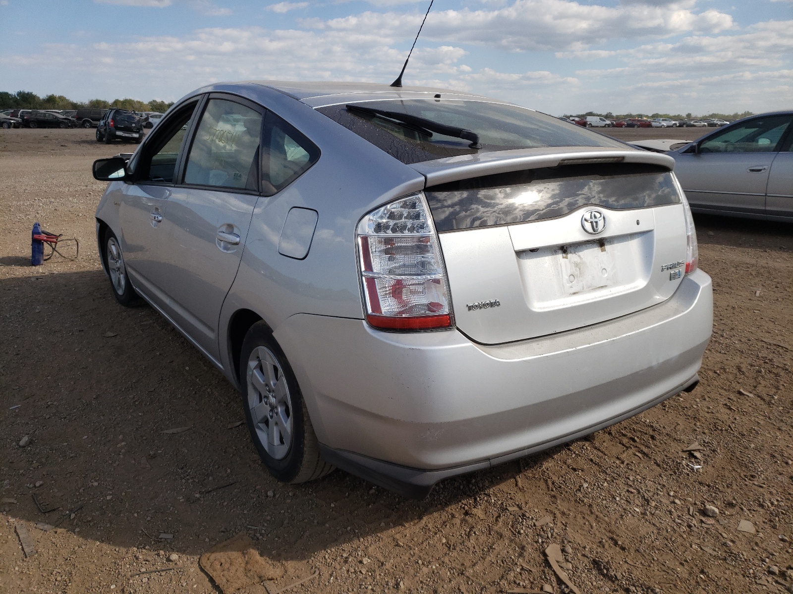 Photo 3 from auction – 2007 TOYOTA PRIUS with VIN JTDKB20U277573131