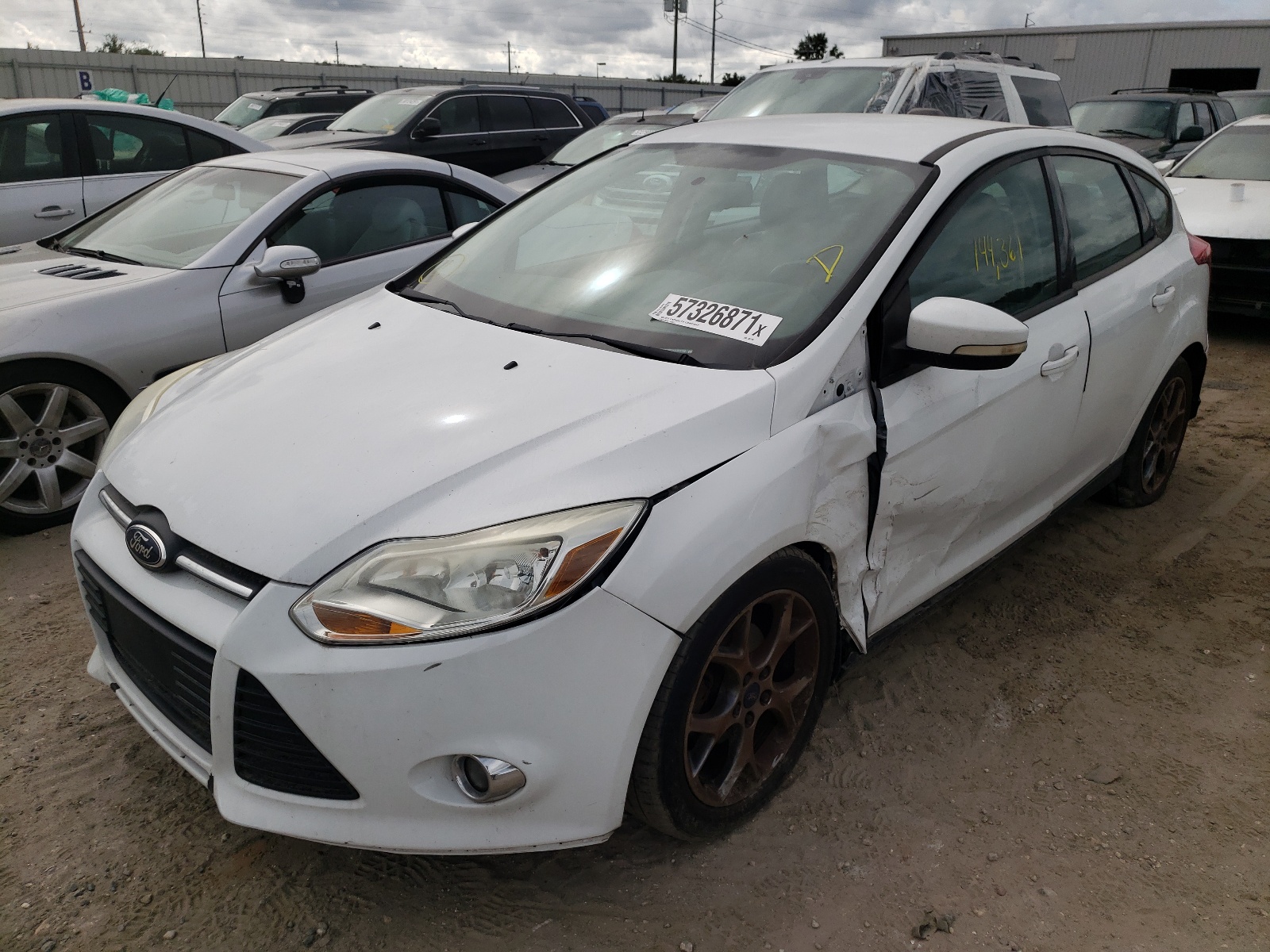 صورة رقم 2 من المزاد - 2014 FORD FOCUS SE مع VIN 1FADP3K21EL337799