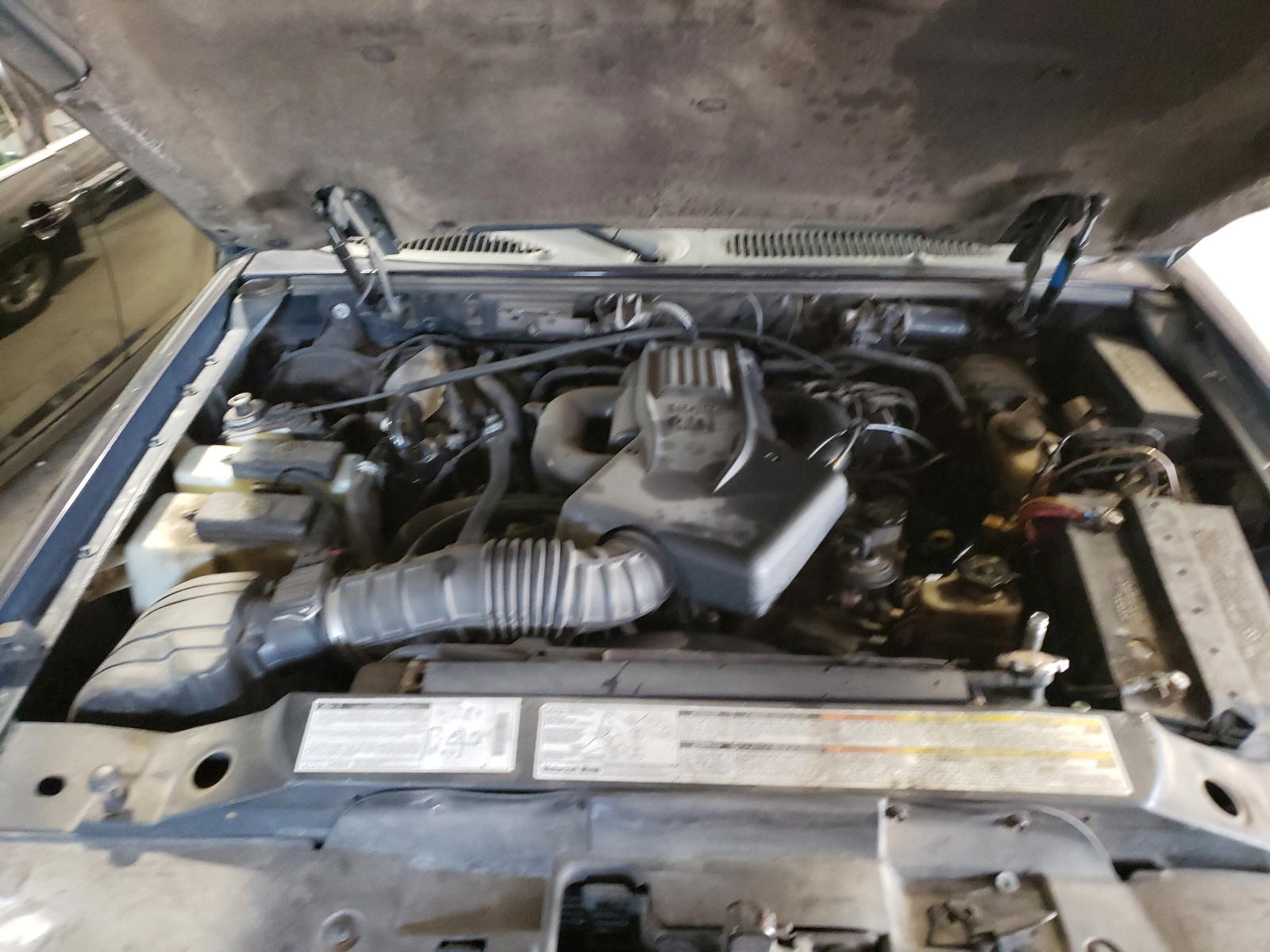 Photo 7 from auction – 2001 FORD EXPLORER X with VIN 1FMZU73E61UB04512
