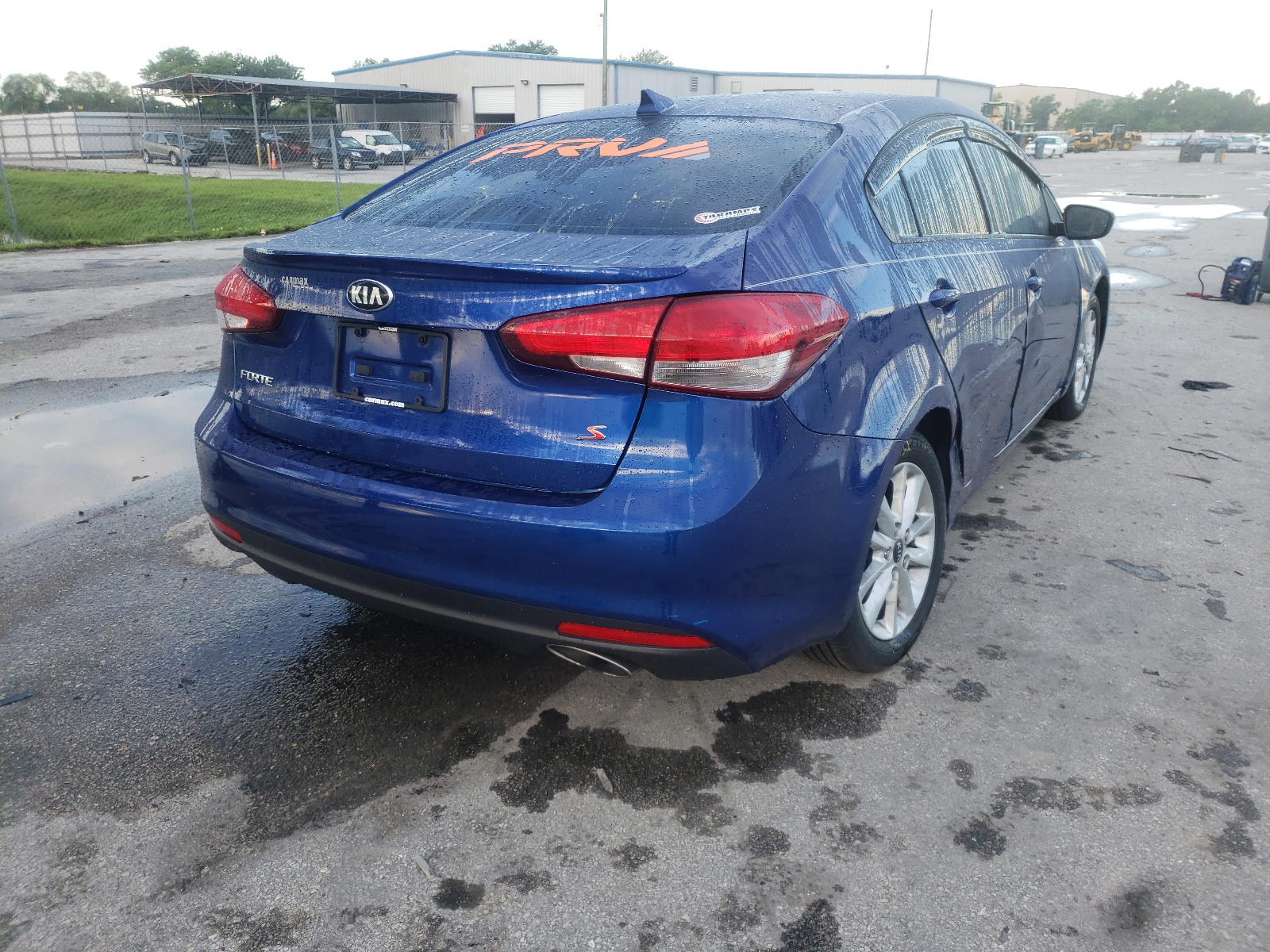 Photo 4 from auction – 2017 KIA FORTE LX with VIN 3KPFL4A73HE100634