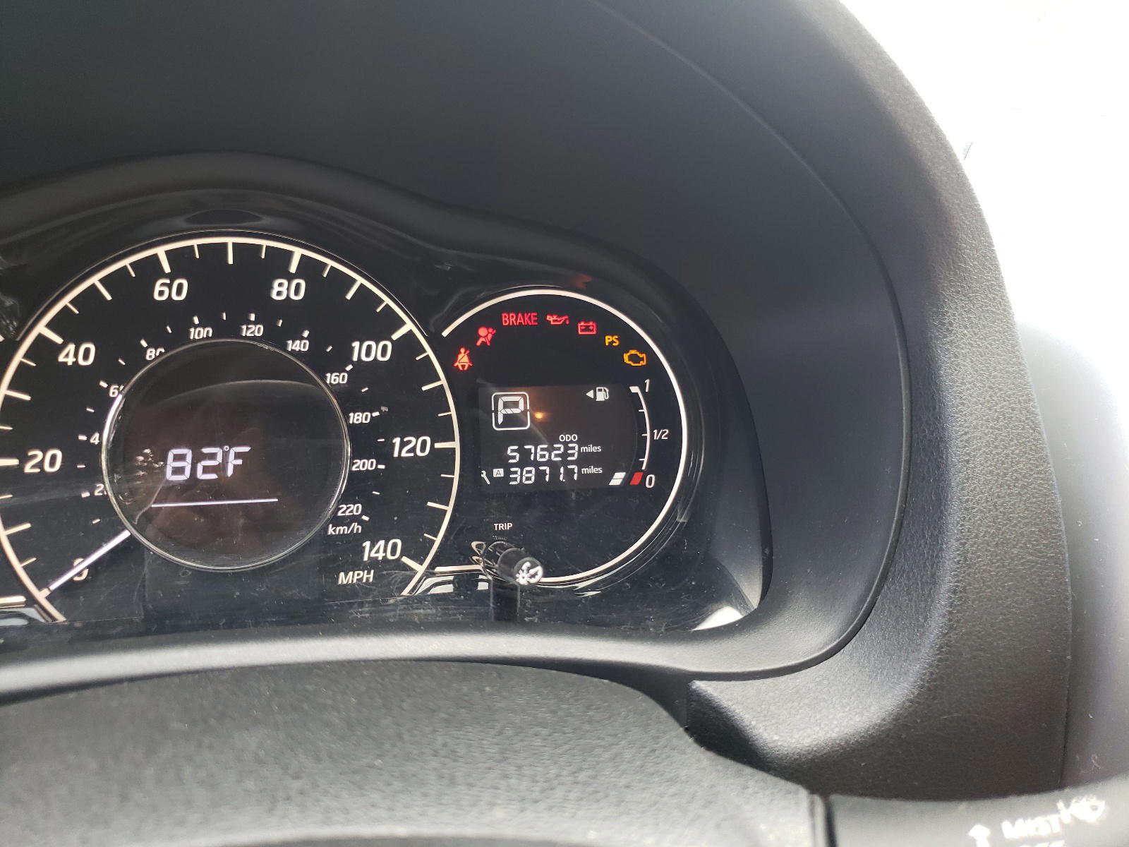 Photo 8 from auction – 2017 NISSAN VERSA NOTE with VIN 3N1CE2CP9HL366835