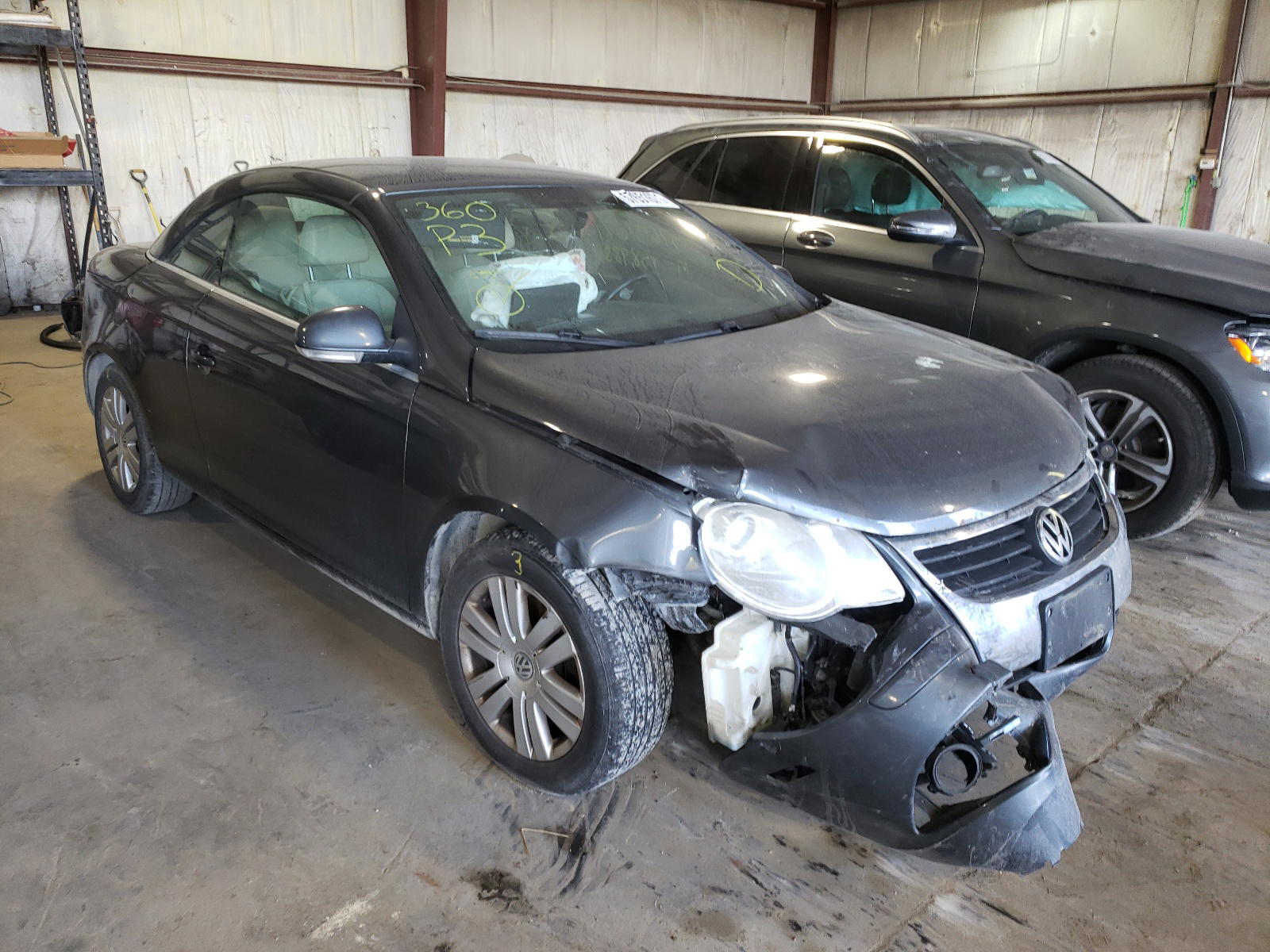 VOLKSWAGEN EOS 2008 with VIN WVWBA71F68V047355 - Photo from auction