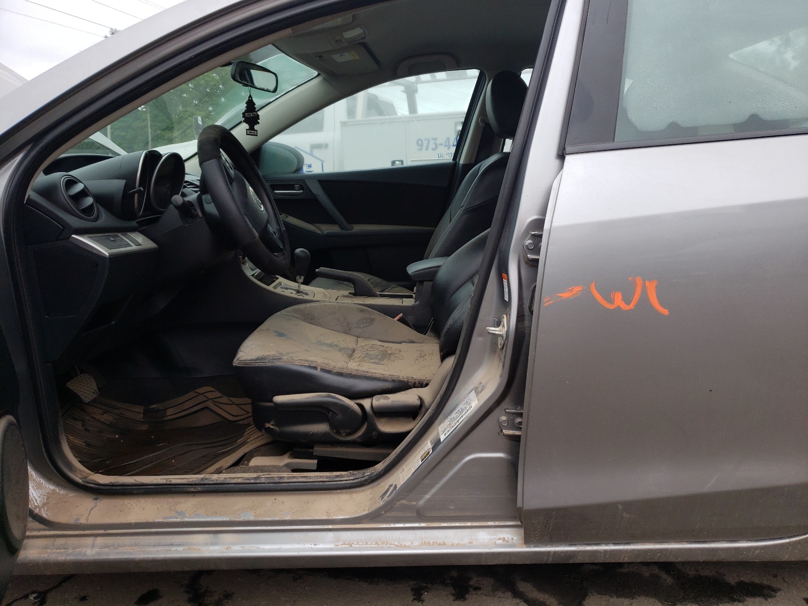 Zdjęcie 9 z aukcji – 2010 MAZDA 3 I z VIN JM1BL1SG3A1320490