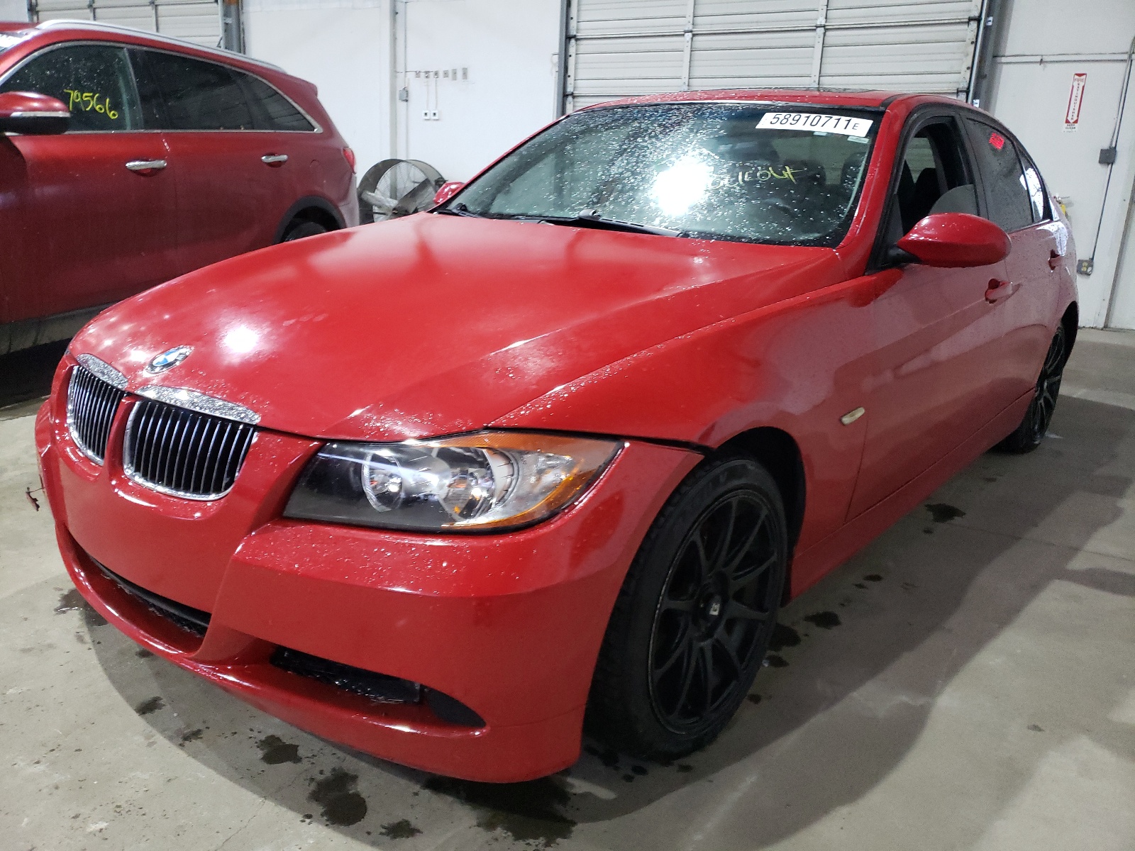 Photo 2 from auction – 2007 BMW 328 XI with VIN WBAVC93527KX56692