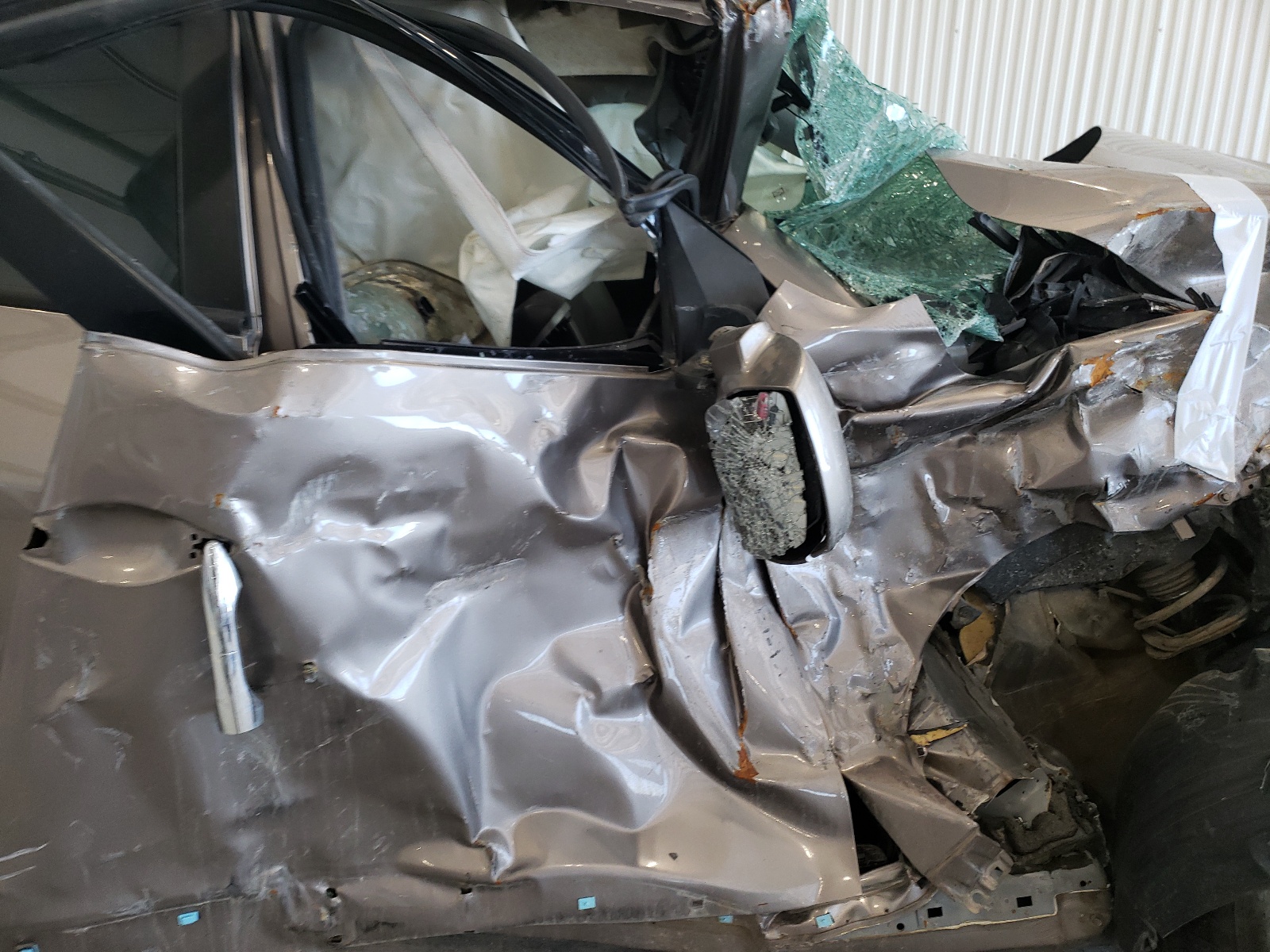 Photo 5 from auction – 2012 HYUNDAI TUCSON GLS with VIN KM8JUCAC2CU375643