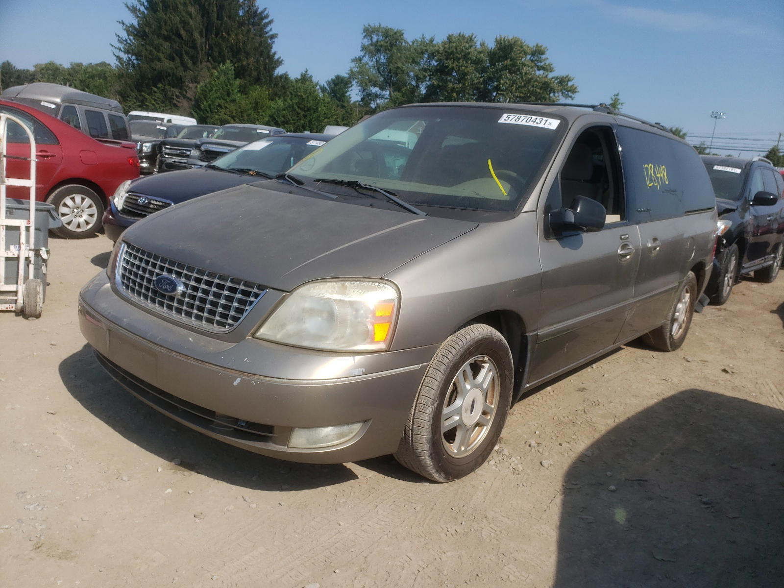 Photo 2 from auction – 2004 FORD FREESTAR S with VIN 2FMZA52254BB16875