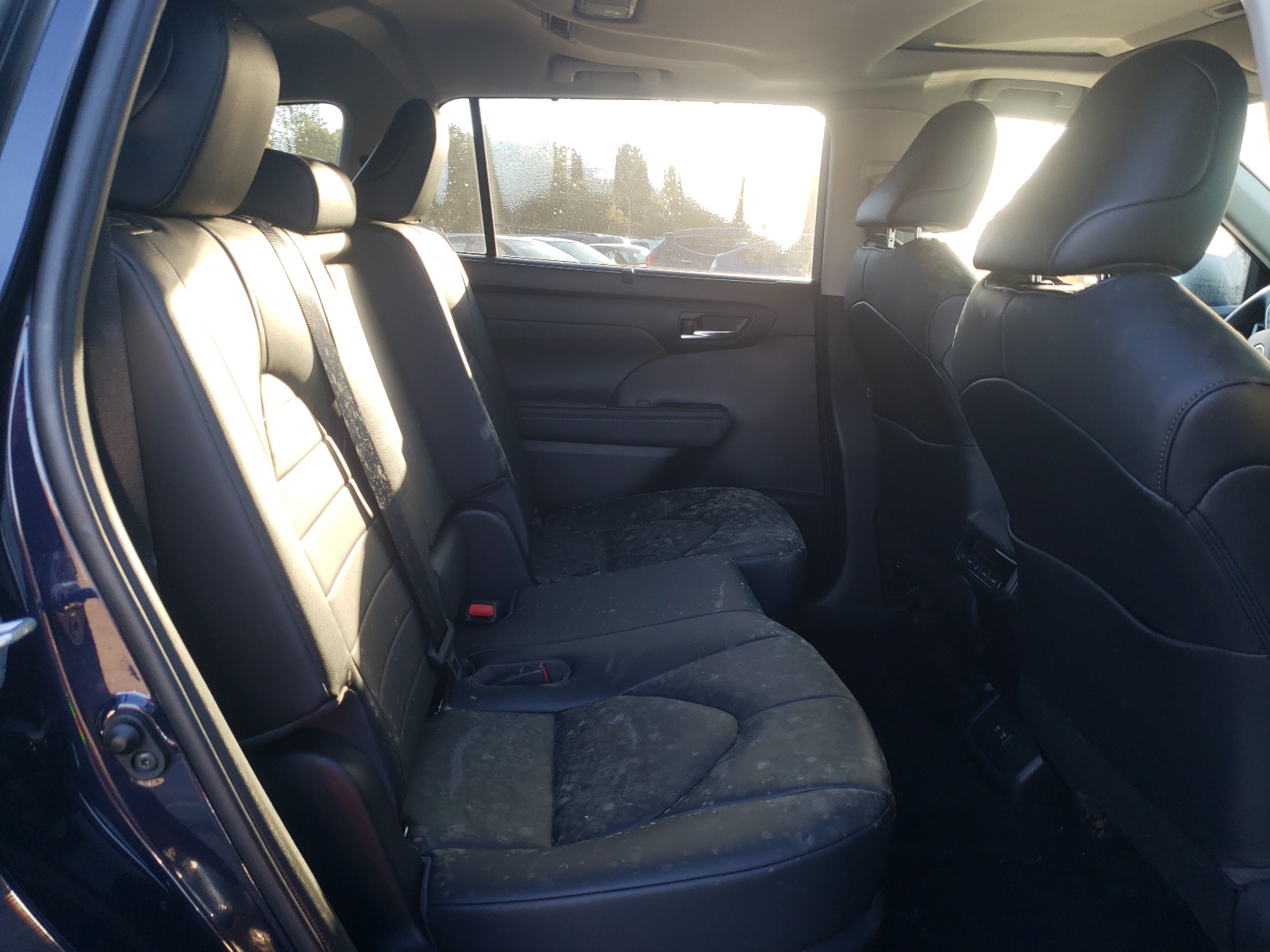 Zdjęcie 6 z aukcji – 2020 TOYOTA HIGHLANDER z VIN 5TDGZRBH7LS046325