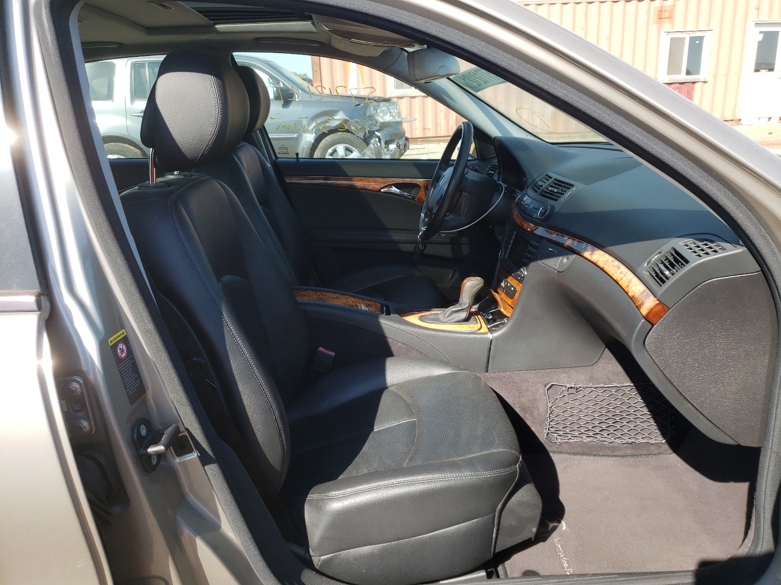 Photo 5 from auction – 2006 MERCEDES-BENZ E 350 with VIN WDBUF56J66A921928