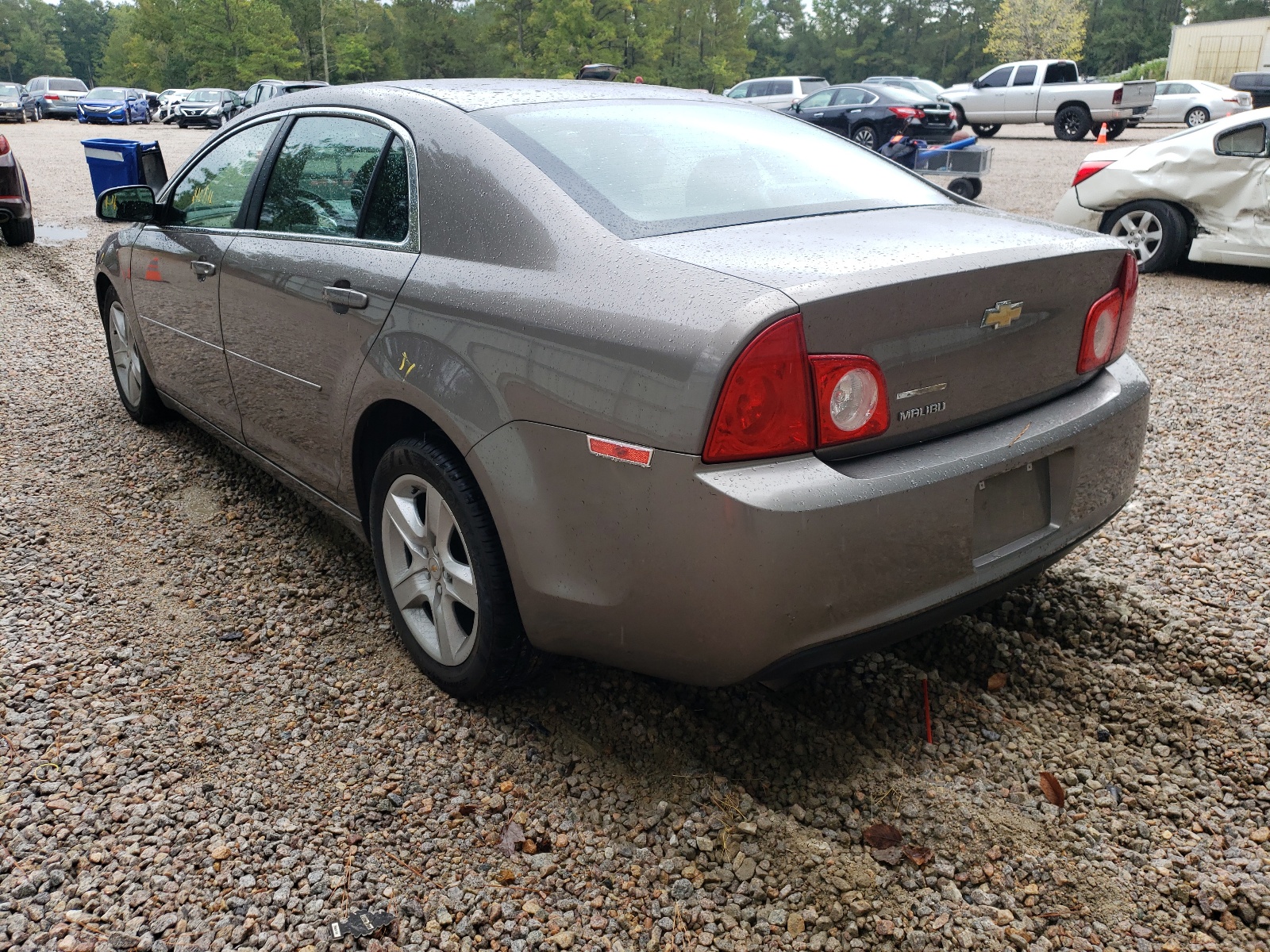 Photo 3 from auction – 2011 CHEVROLET MALIBU LS with VIN 1G1ZA5E12BF325762
