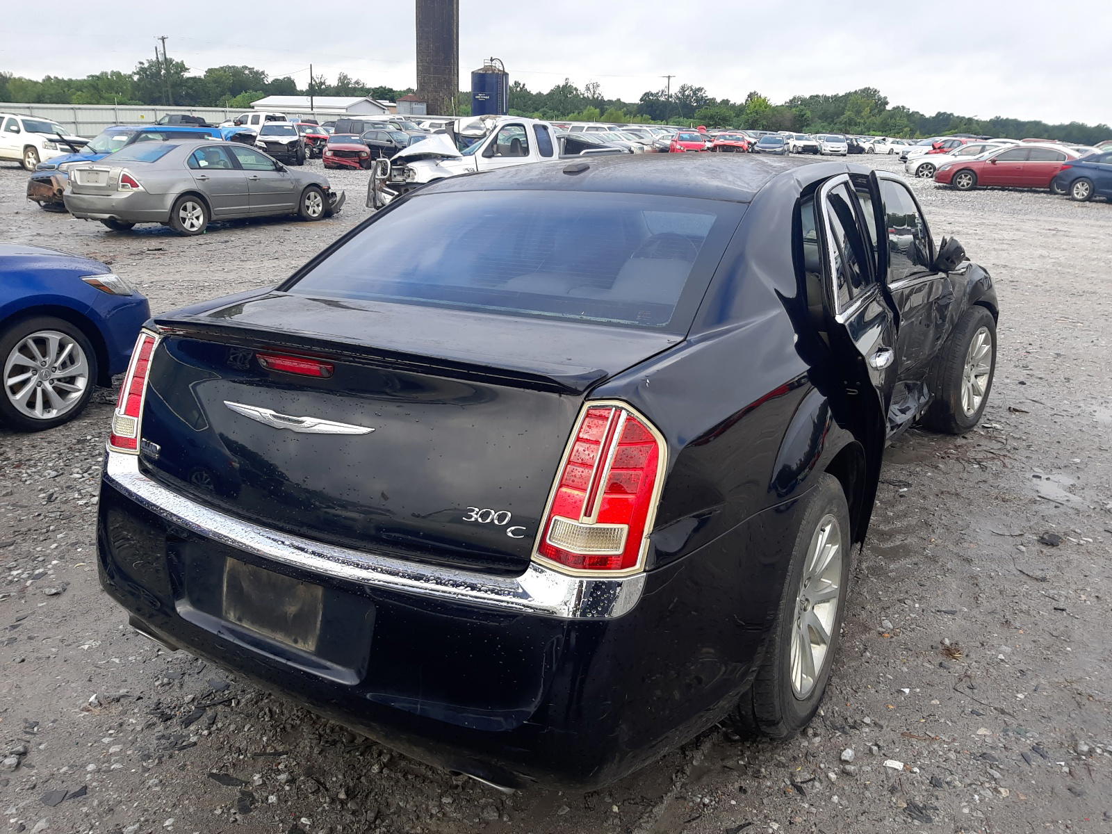 Photo 4 from auction – 2013 CHRYSLER 300C with VIN 2C3CCAET1DH674094