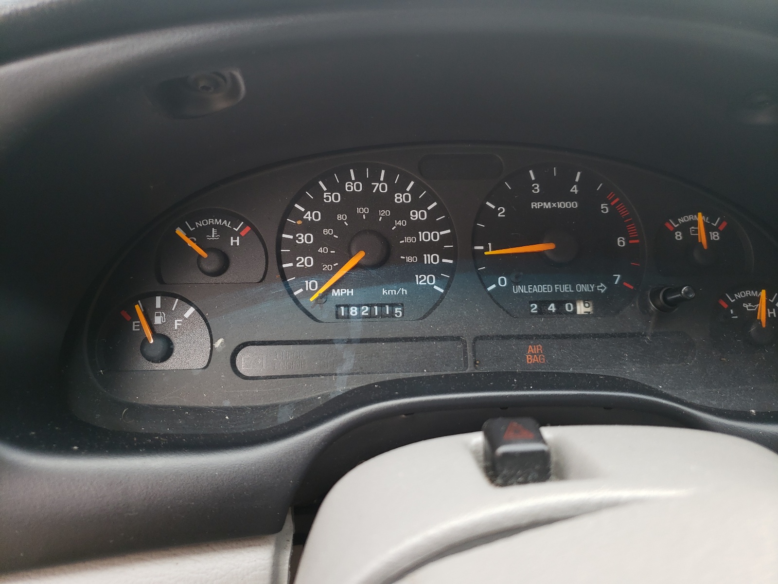 Photo 8 from auction – 1997 FORD MUSTANG with VIN 1FALP4049VF127097