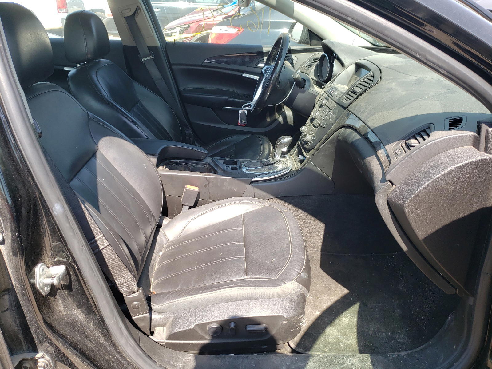 Photo 5 from auction – 2013 BUICK REGAL PREM with VIN 2G4GS5EV7D9138104