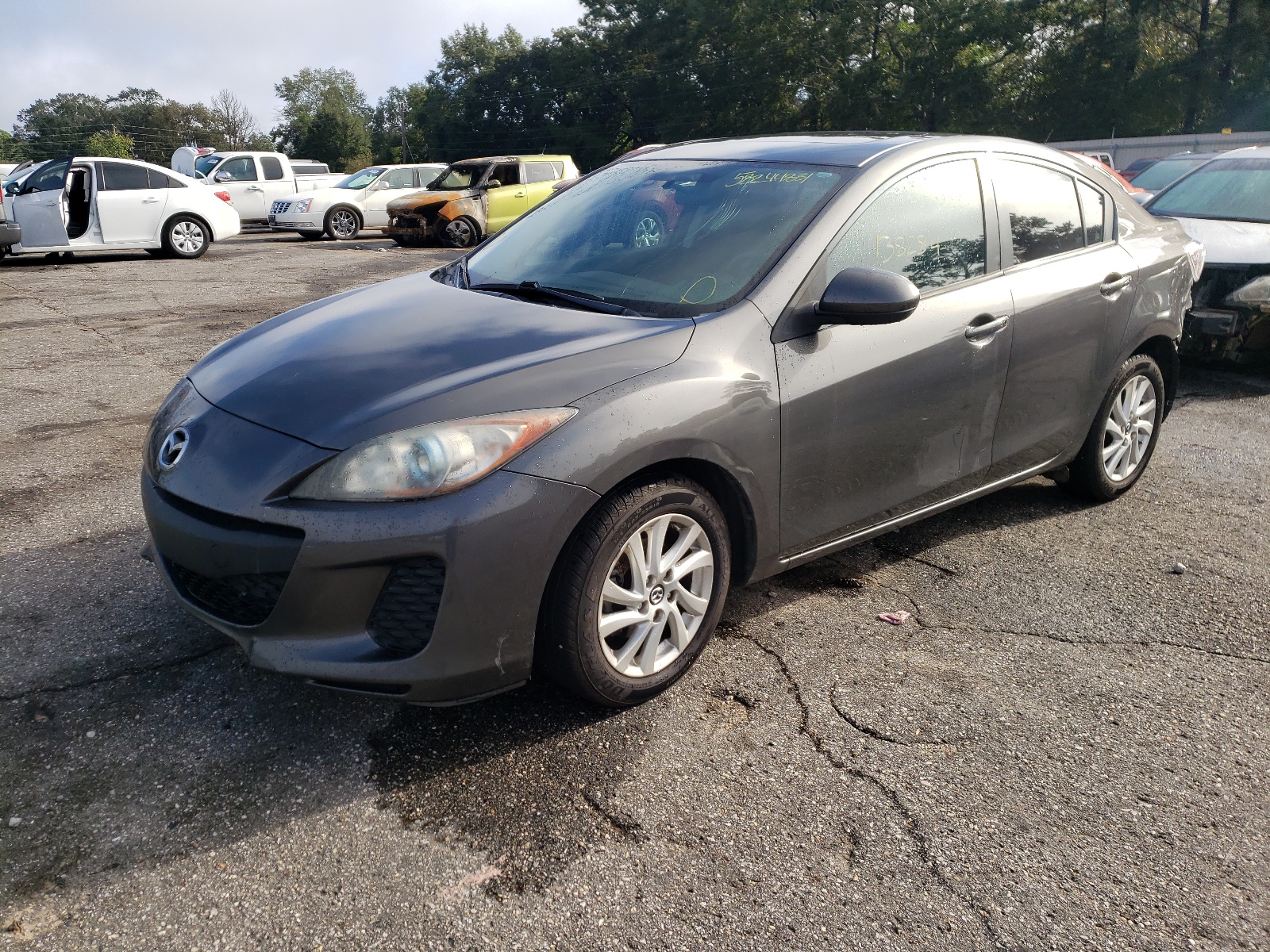 Photo 2 from auction – 2013 MAZDA 3 I with VIN JM1BL1V7XD1818900