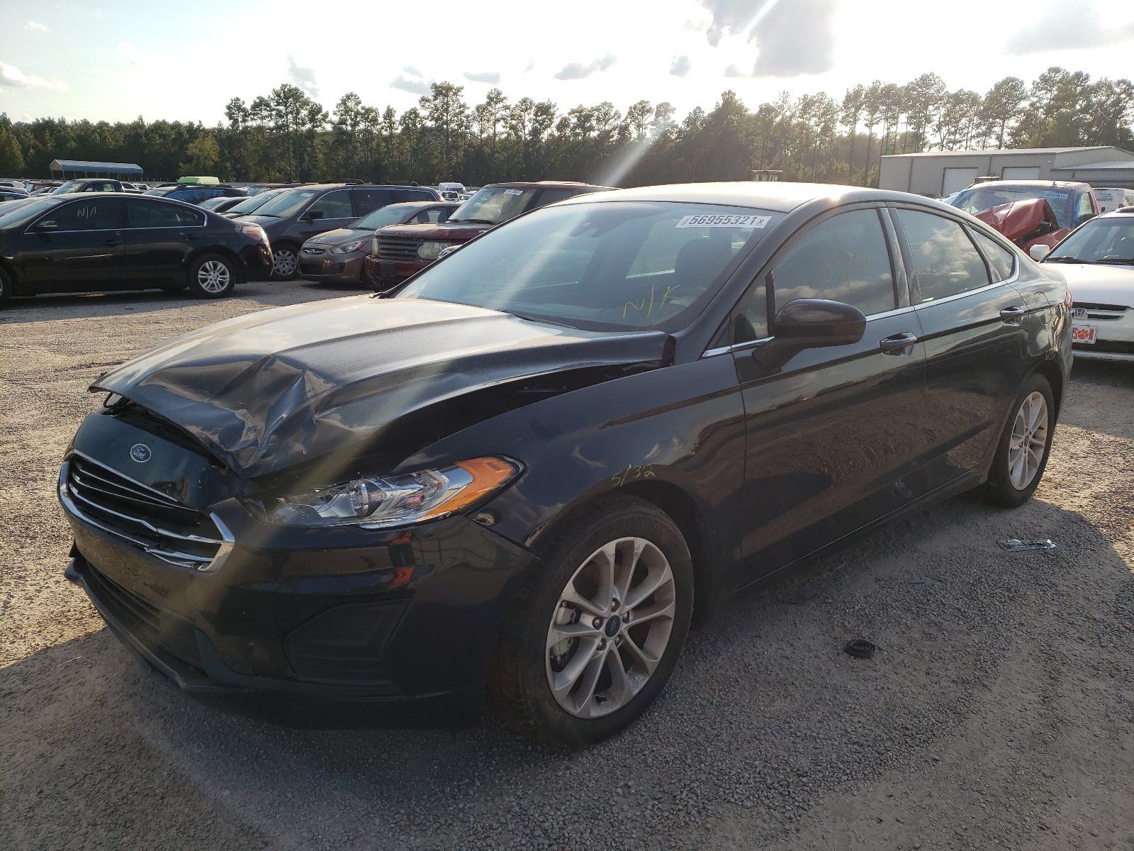 Photo 2 from auction – 2019 FORD FUSION SE with VIN 3FA6P0HD6KR229255