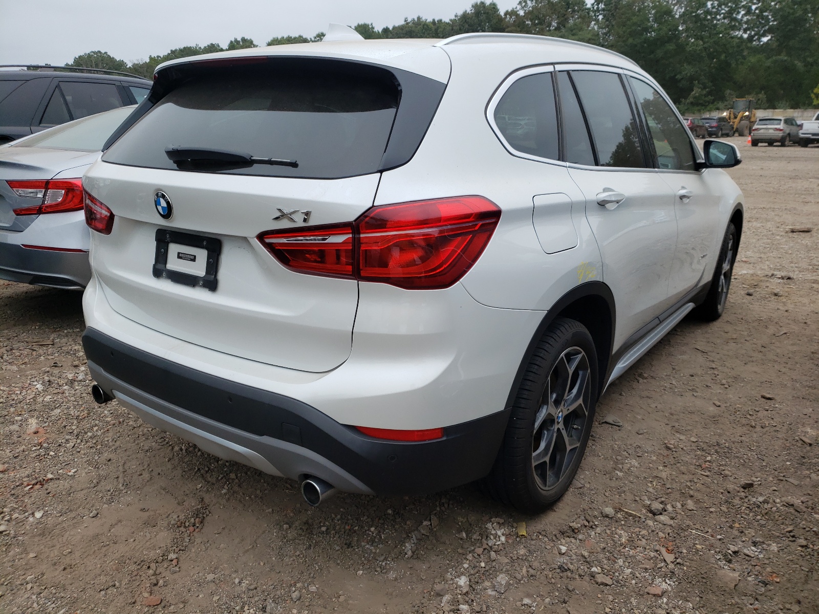 Фото 4 с аукциона – 2016 BMW X1 XDRIVE2 с VIN WBXHT3C30GP889484