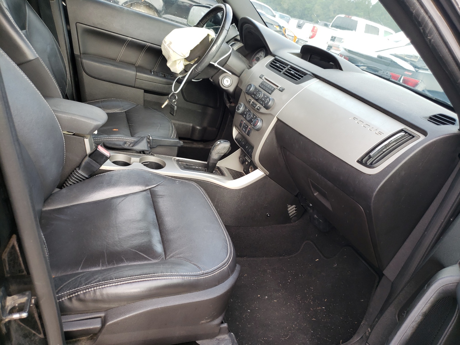 Photo 5 from auction – 2010 FORD FOCUS SES with VIN 1FAHP3GN6AW272686
