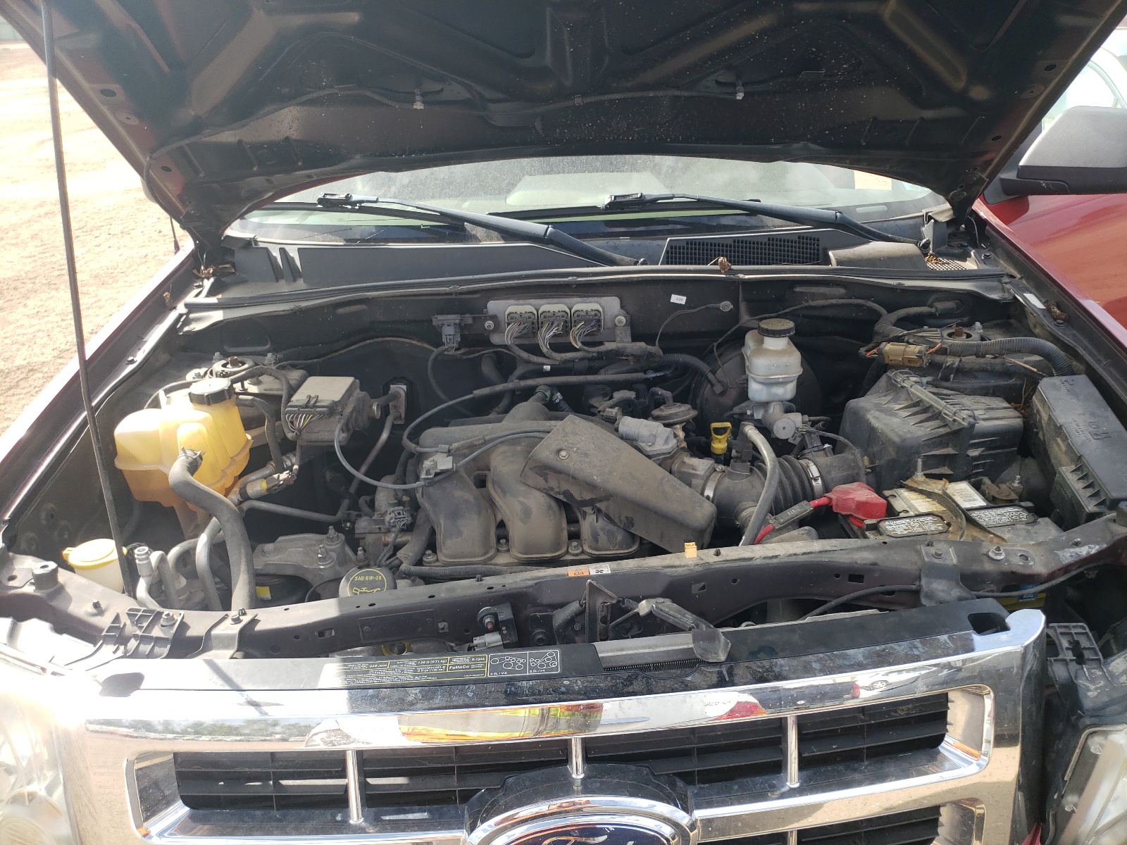 Photo 7 from auction – 2008 FORD ESCAPE XLT with VIN 1FMCU031X8KE23184