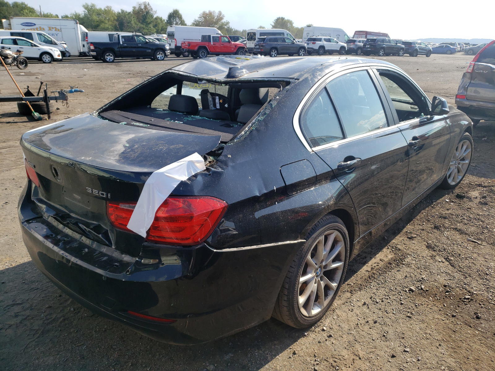 Photo 4 from auction – 2015 BMW 320 I XDRI with VIN WBA3C3C50FP665152