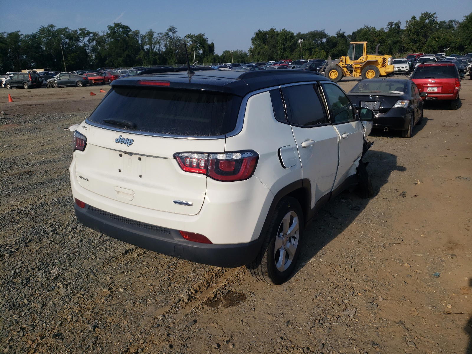 Photo 4 from auction – 2018 JEEP COMPASS LA with VIN 3C4NJDBB3JT142369