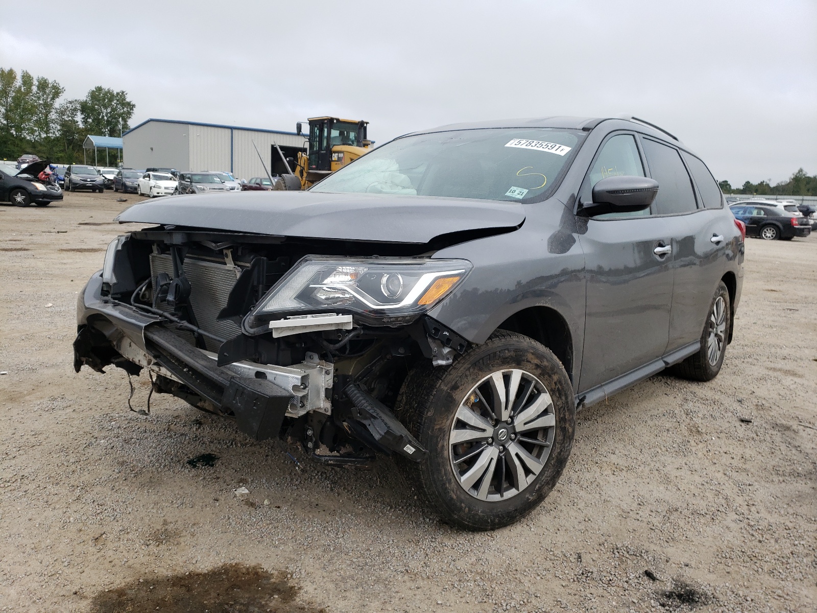 Photo 2 from auction – 2017 NISSAN PATHFINDER with VIN 5N1DR2MM1HC622760