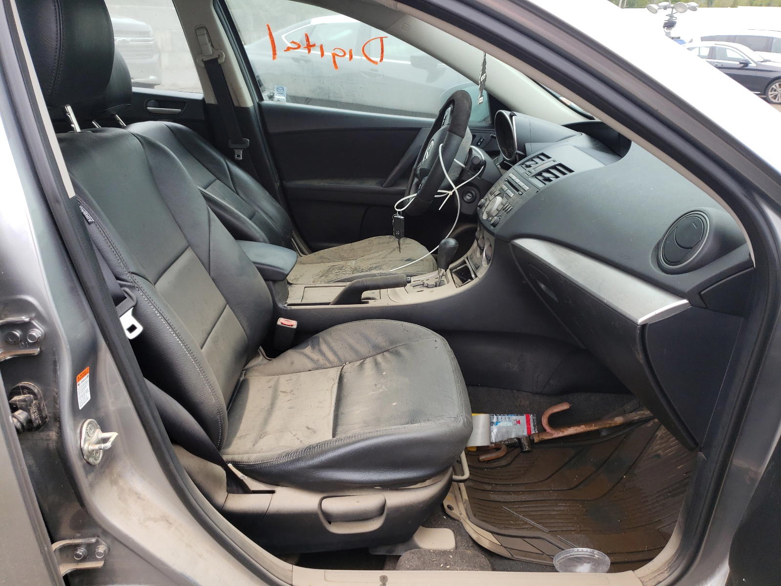 Photo 5 from auction – 2010 MAZDA 3 I with VIN JM1BL1SG3A1320490