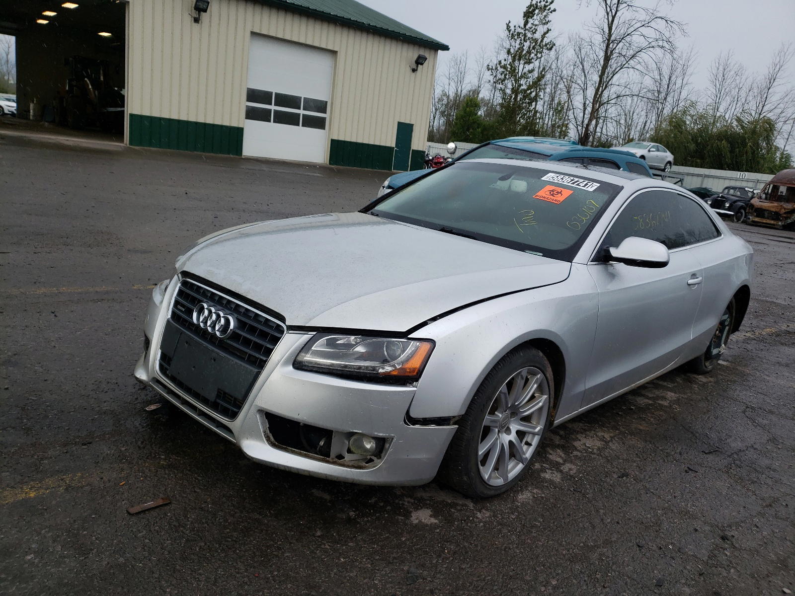 Photo 2 from auction – 2011 AUDI A5 PREMIUM with VIN WAURFAFR7BA030107