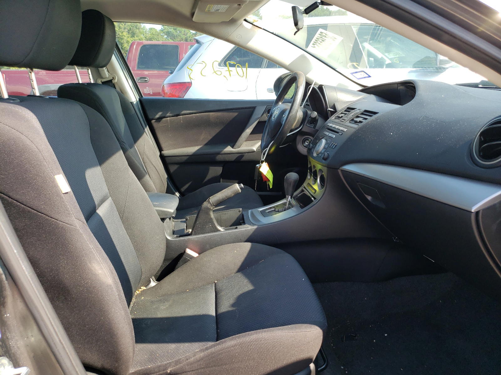 Photo 5 from auction – 2011 MAZDA 3 I with VIN JM1BL1VF5B1481542