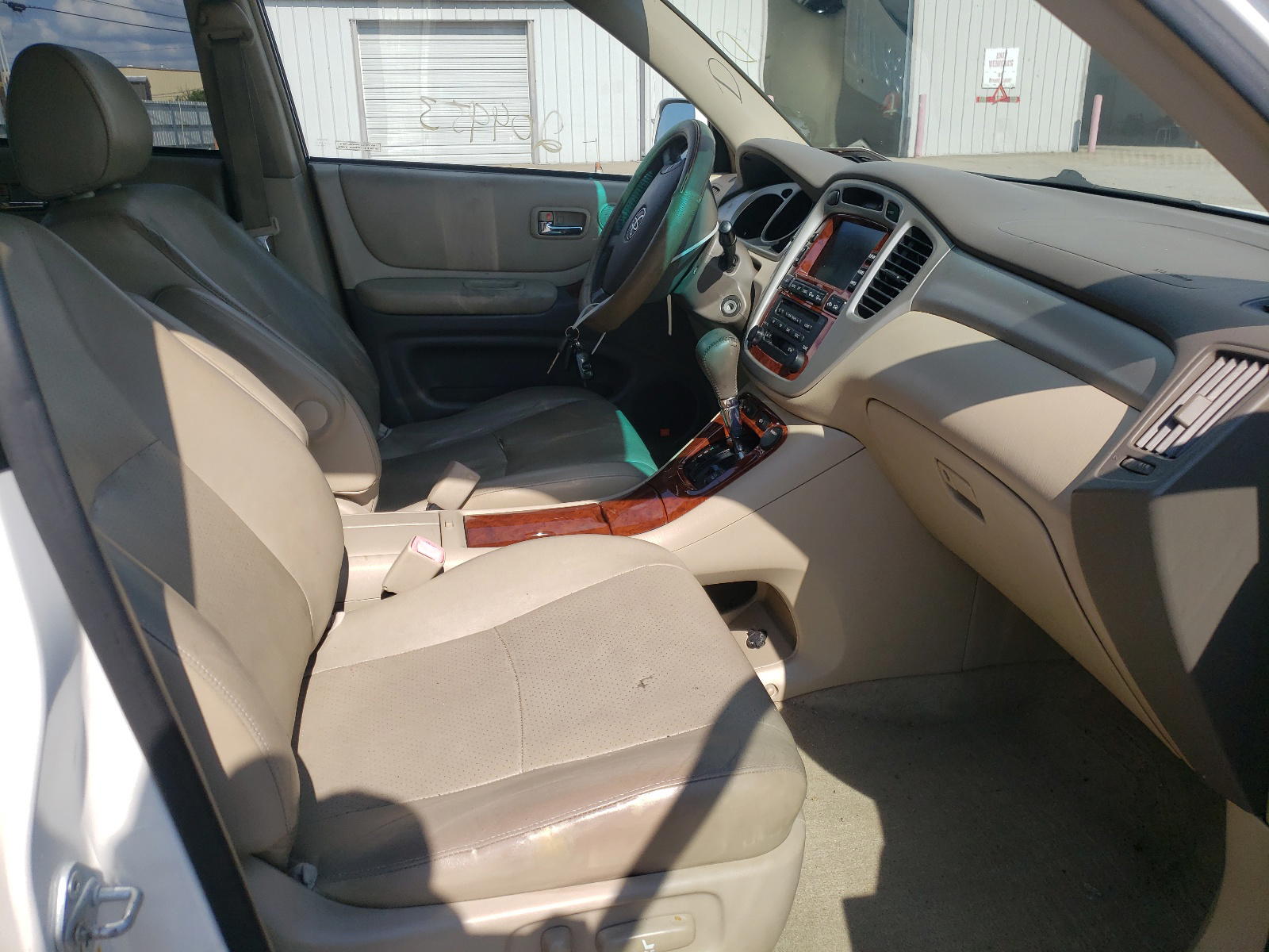 Photo 5 from auction – 2007 TOYOTA HIGHLANDER with VIN JTEEP21AX70206470