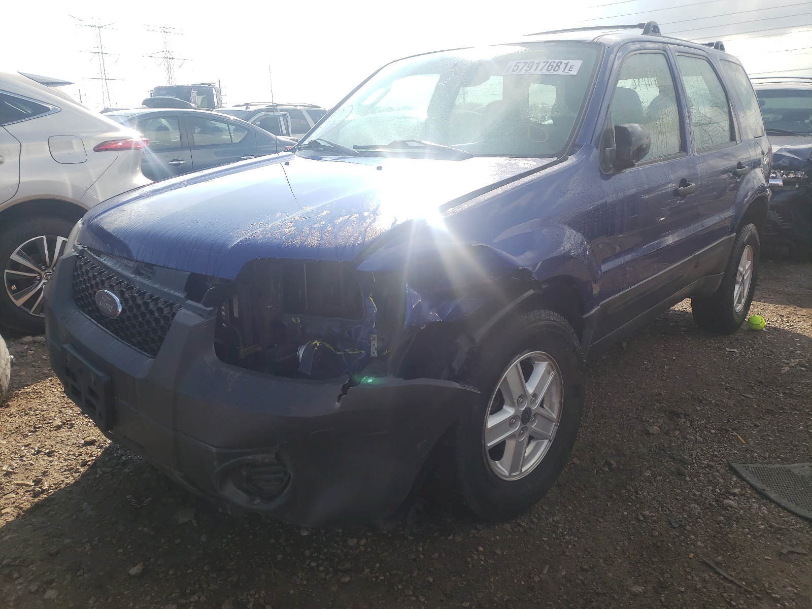 Photo 2 from auction – 2005 FORD ESCAPE XLS with VIN 1FMYU92Z55KA36345