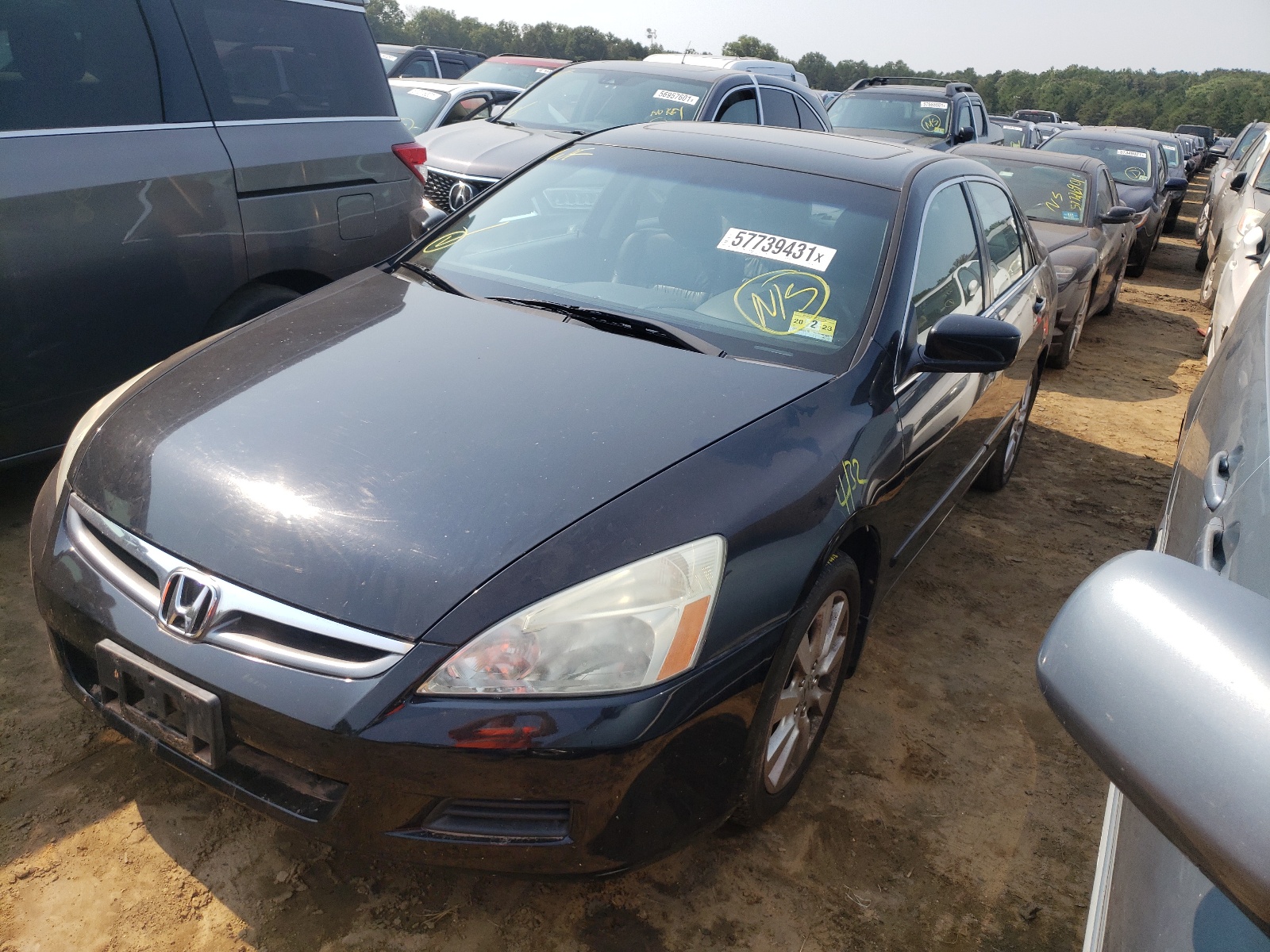 Photo 2 from auction – 2007 HONDA ACCORD EX with VIN 1HGCM66567A106319