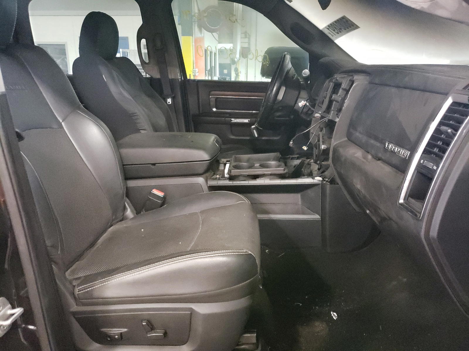Photo 5 from auction – 2014 DODGE 2500 with VIN 3C6UR5FL9EG114238