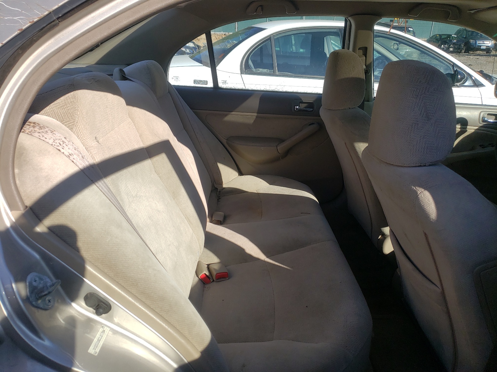 Photo 6 from auction – 2002 HONDA CIVIC EX with VIN 1HGES26822L057554