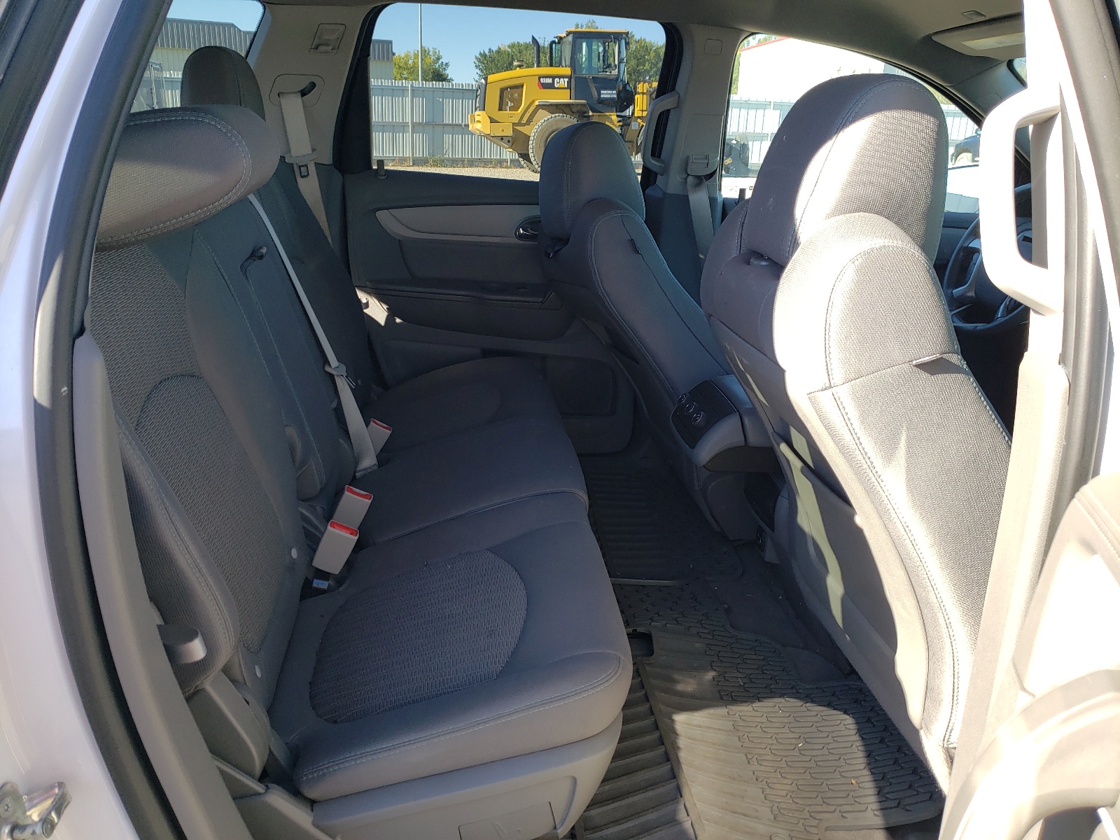 Photo 6 from auction – 2016 CHEVROLET TRAVERSE L with VIN 1GNKVGKD5GJ346740