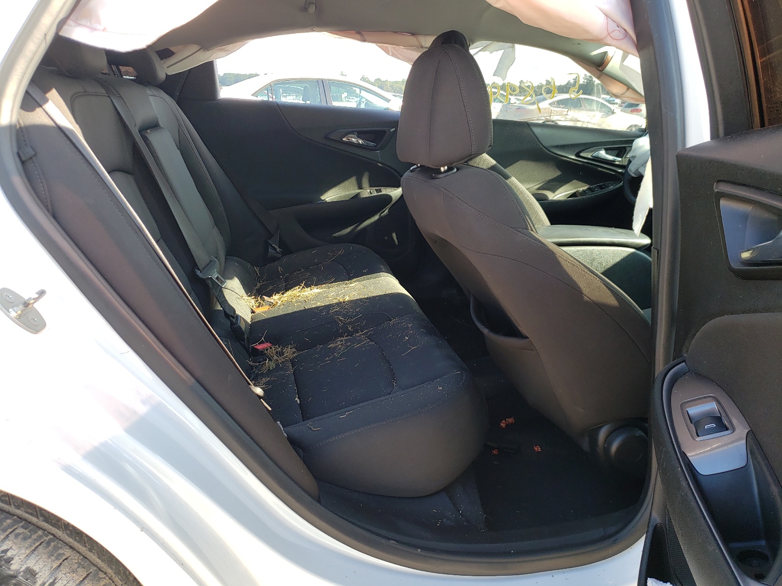 Photo 6 from auction – 2018 CHEVROLET MALIBU LS with VIN 1G1ZB5ST6JF233538