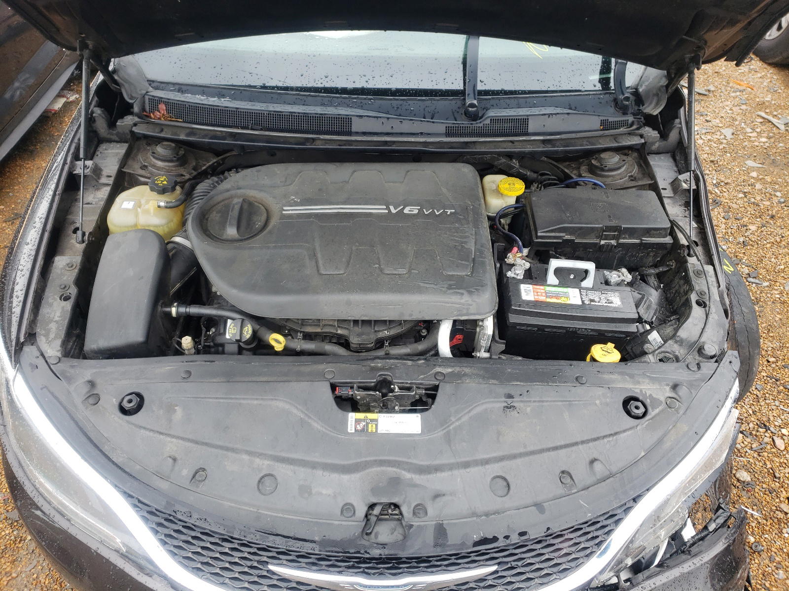 Photo 7 from auction – 2015 CHRYSLER 200 C with VIN 1C3CCCCG3FN524242