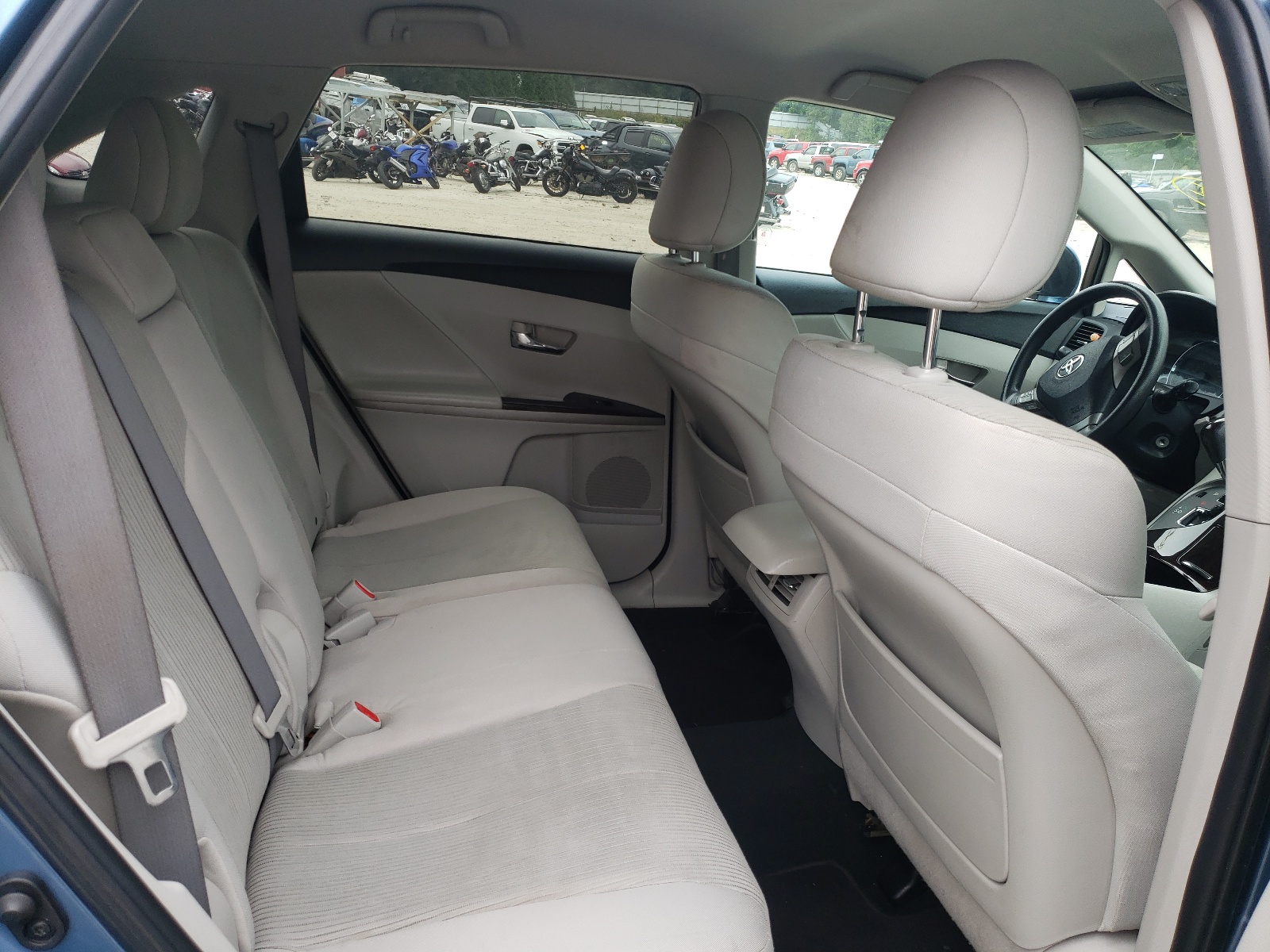 Photo 6 from auction – 2010 TOYOTA VENZA with VIN 4T3BK3BB7AU029978