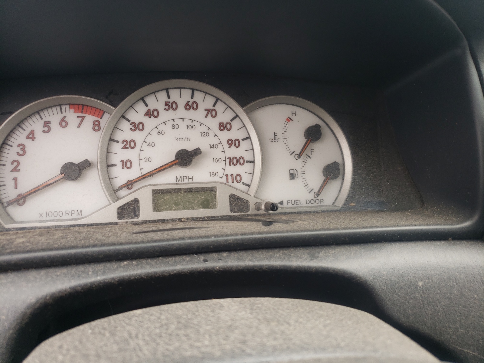 Photo 8 from auction – 2005 TOYOTA COROLLA CE with VIN 1NXBR32E05Z538007