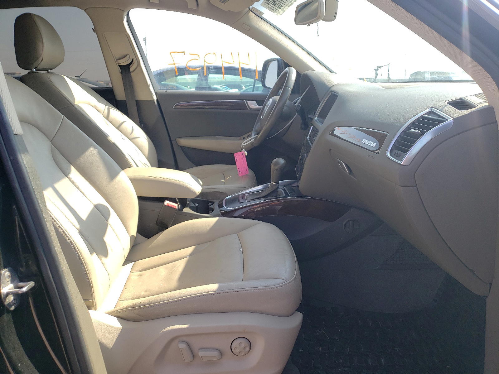 Photo 5 from auction – 2012 AUDI Q5 PREMIUM with VIN WA1CFAFP6CA005203