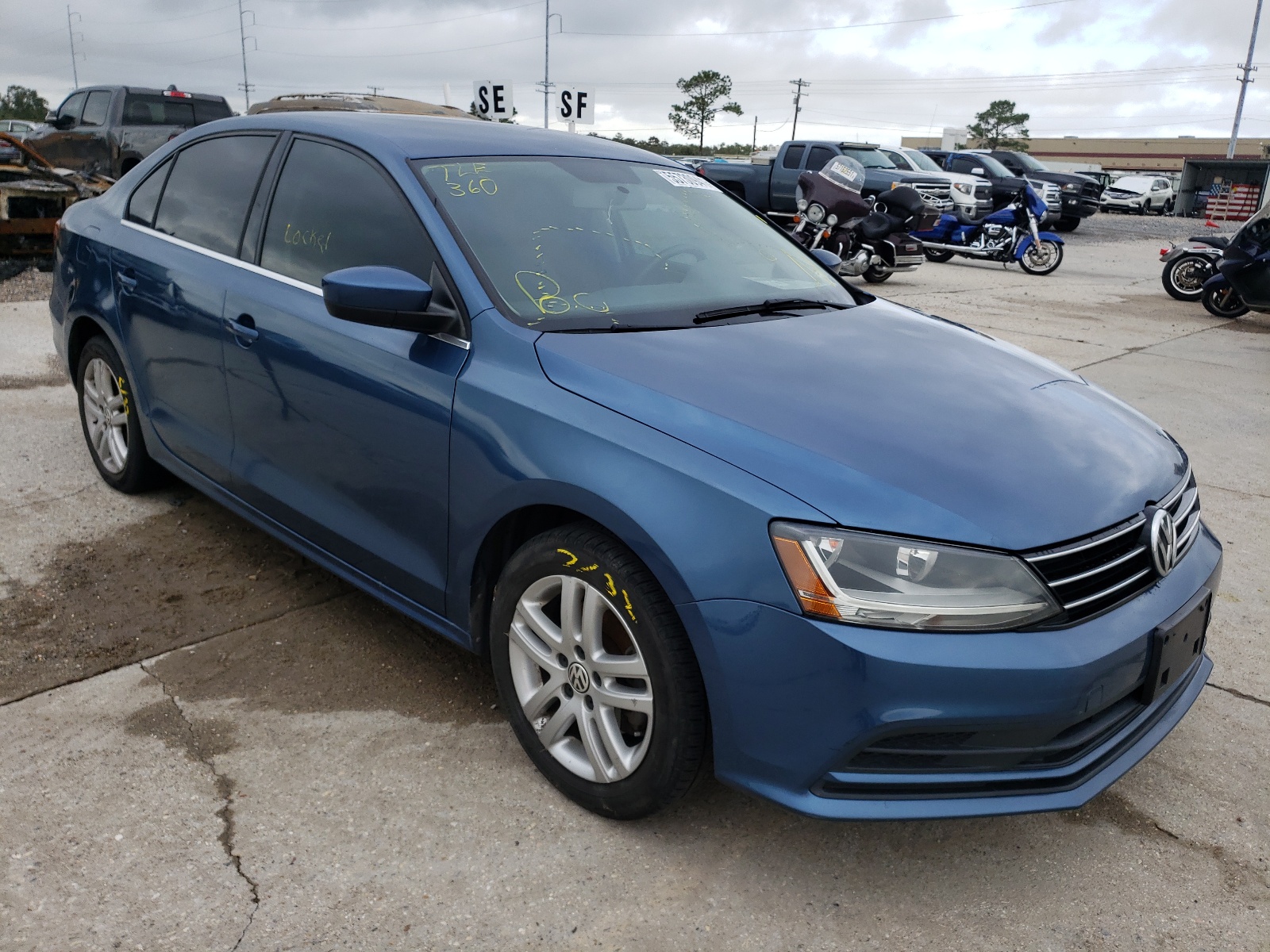 Photo 1 from auction – 2017 VOLKSWAGEN JETTA S with VIN 3VW2B7AJ8HM225100
