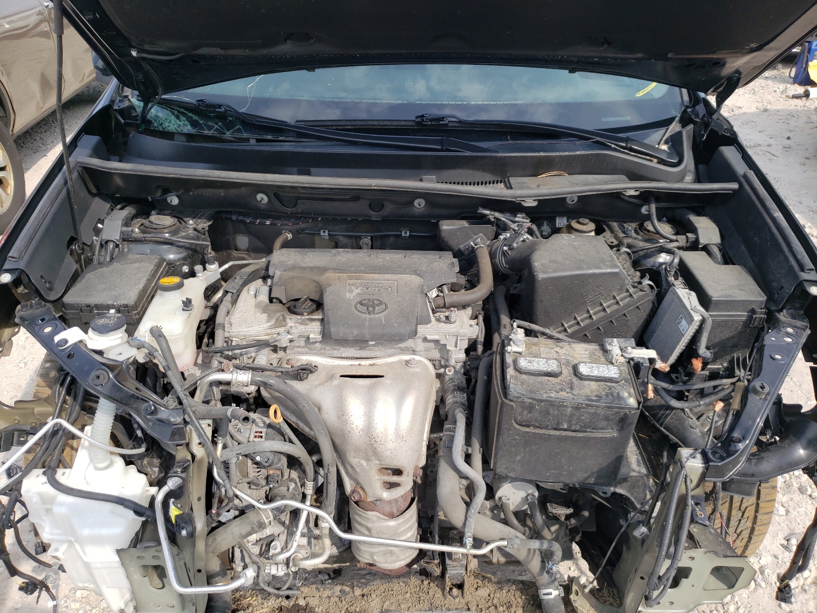 Photo 7 from auction – 2018 TOYOTA RAV4 ADVEN with VIN 2T3WFREV3JW430040