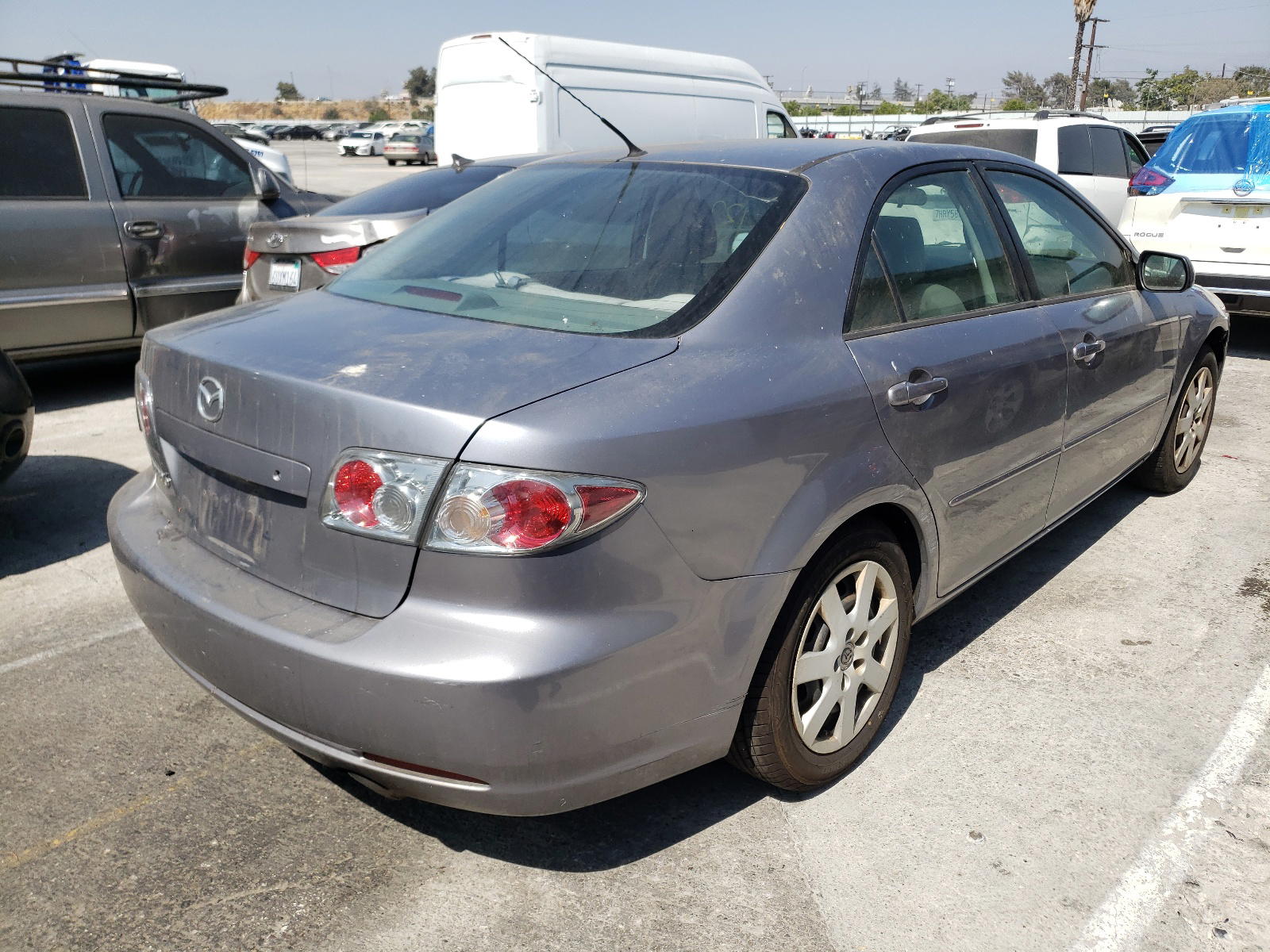 Photo 4 from auction – 2007 MAZDA MAZDA6 with VIN 1YVHP80C075M29279