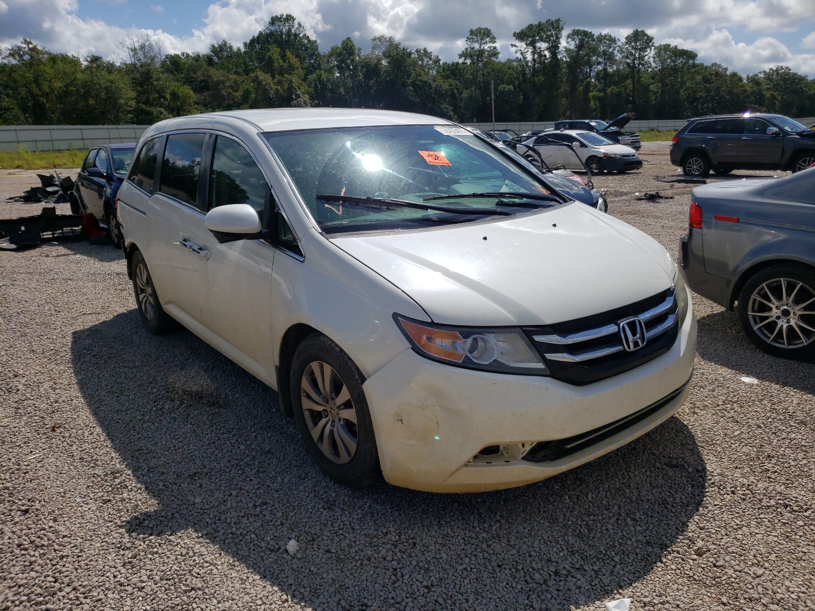 HONDA ODYSSEY SE 2016 with VIN 5FNRL5H33GB051921 - Photo from auction