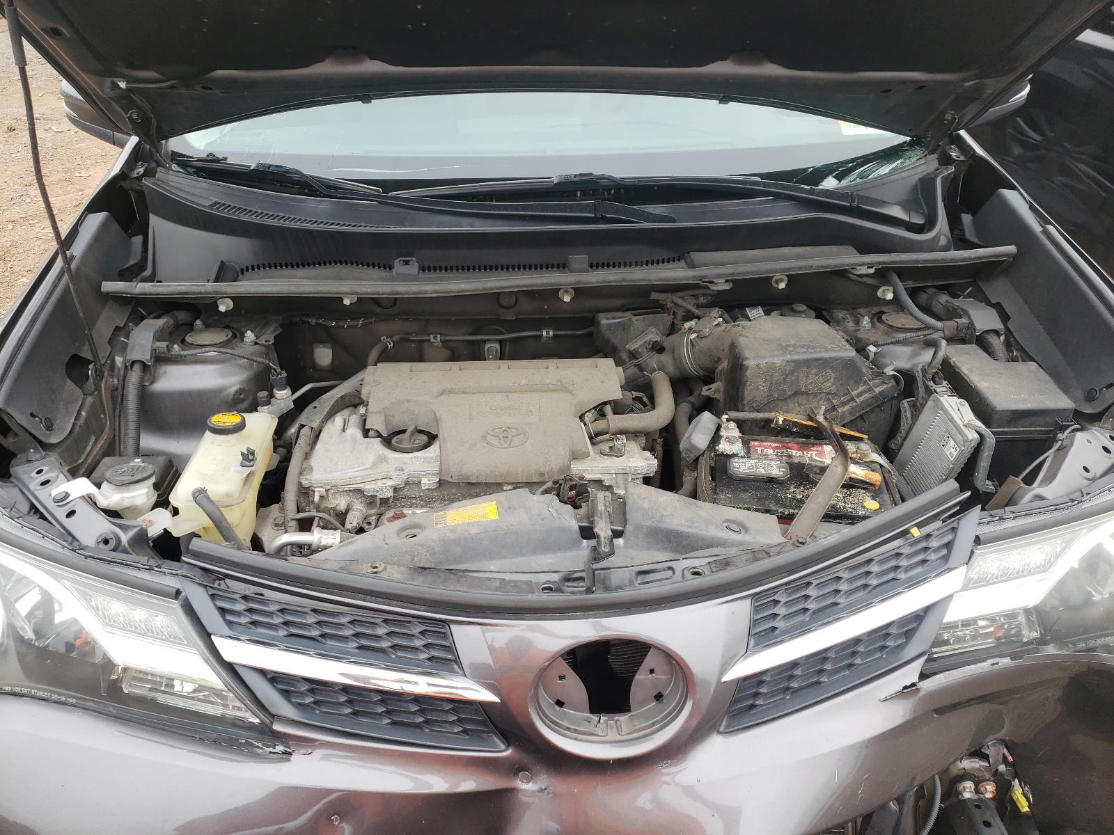 Photo 7 from auction – 2014 TOYOTA RAV4 LIMIT with VIN 2T3DFREV0EW176493