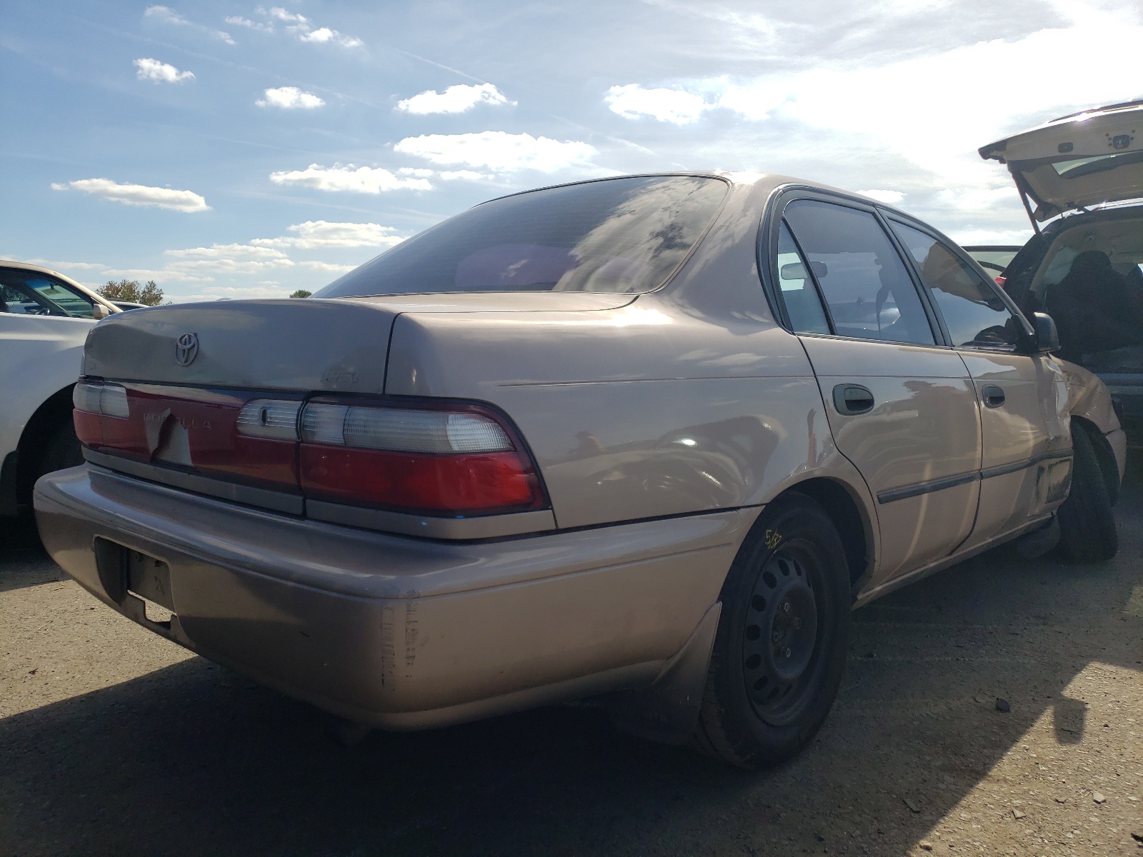 Photo 4 from auction – 1994 TOYOTA COROLLA LE with VIN 2T1AE09B8RC087692